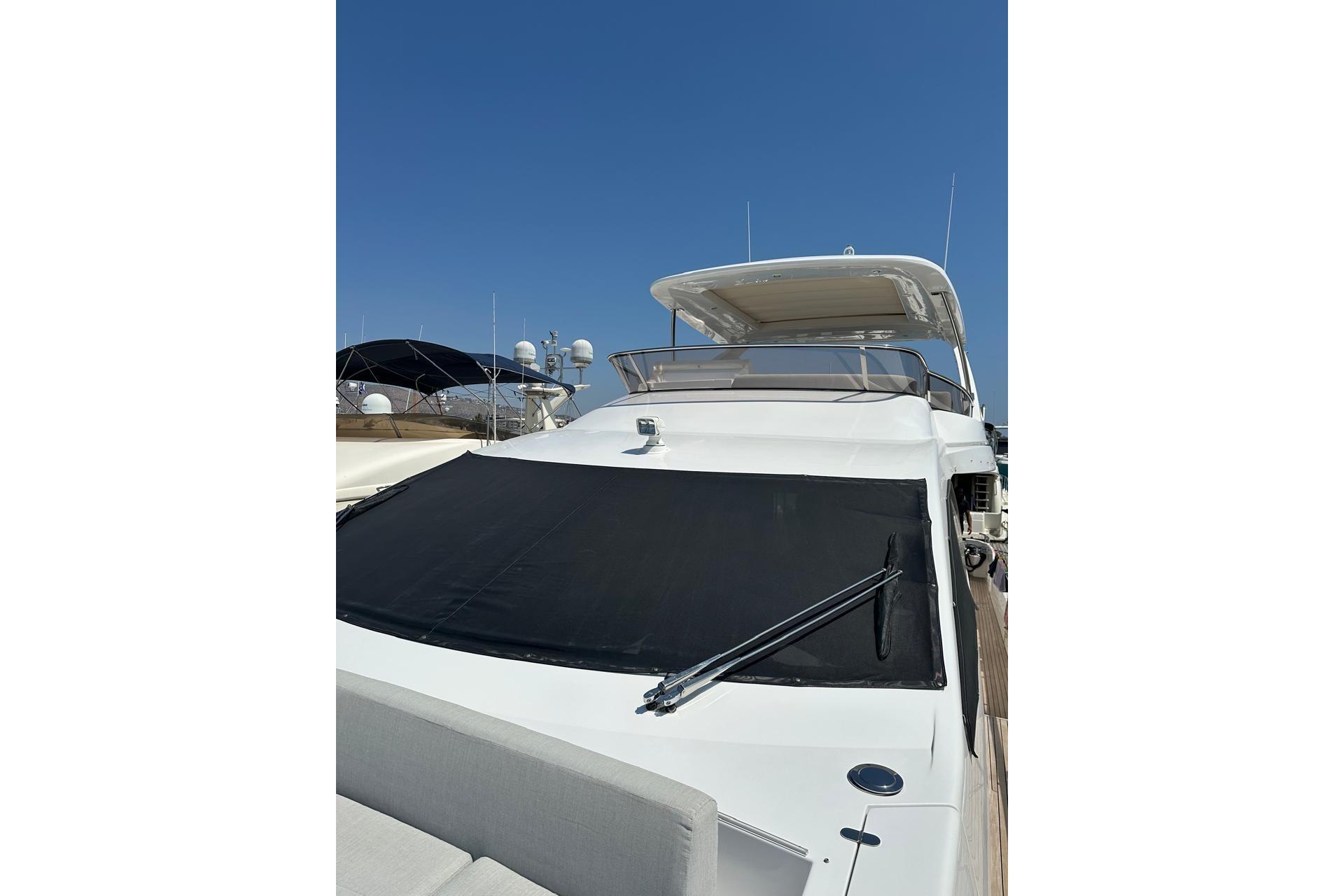2021 Azimut 74 
