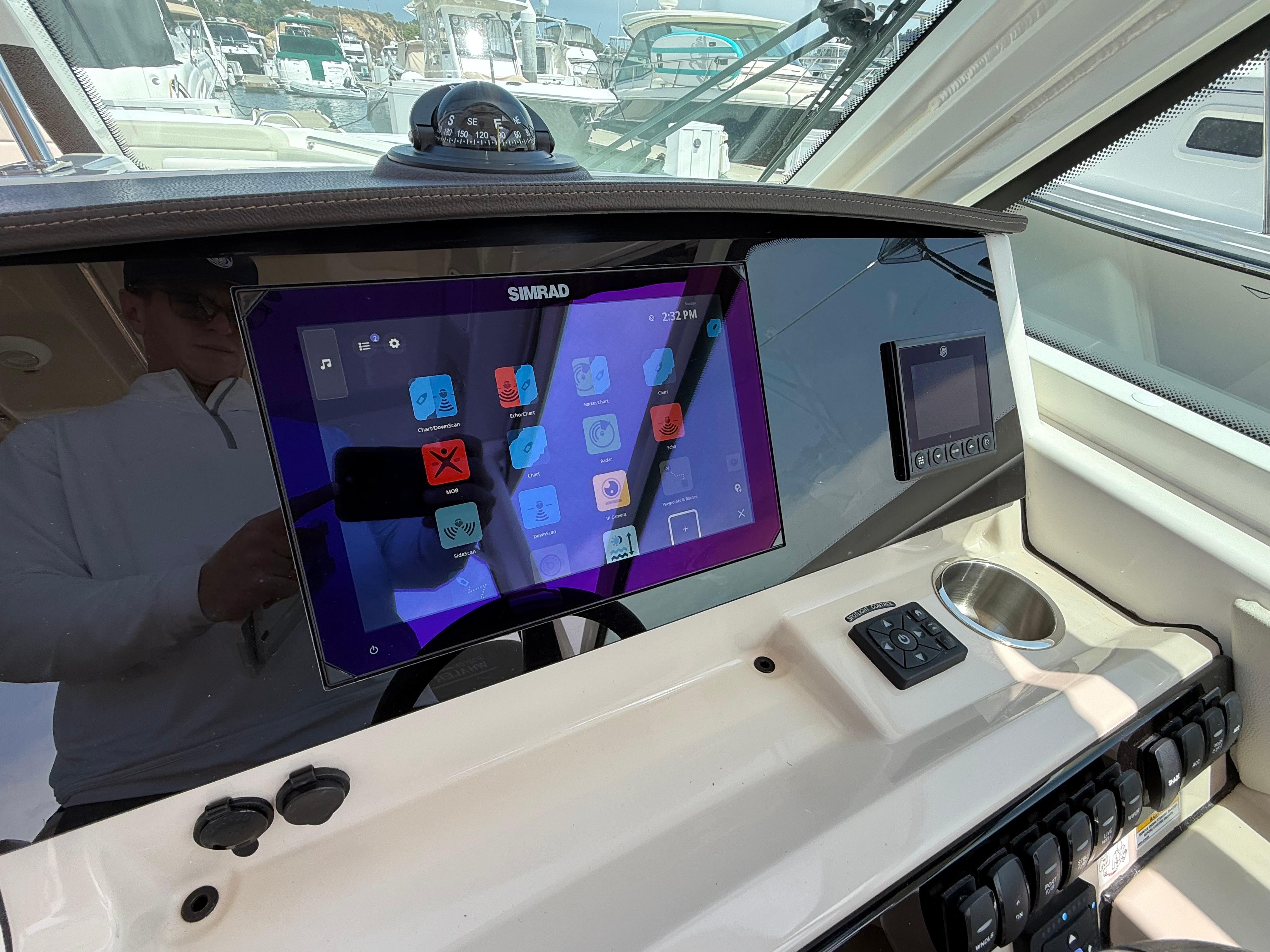 2023 Boston Whaler 280 Vantage #TBMB0173H inventory image at Sun Country Marine Group, Newport Beach 2023 Boston Whaler 280 Vantage #TBMB0173H inventory image at Sun Country Marine Group, Newport Beach