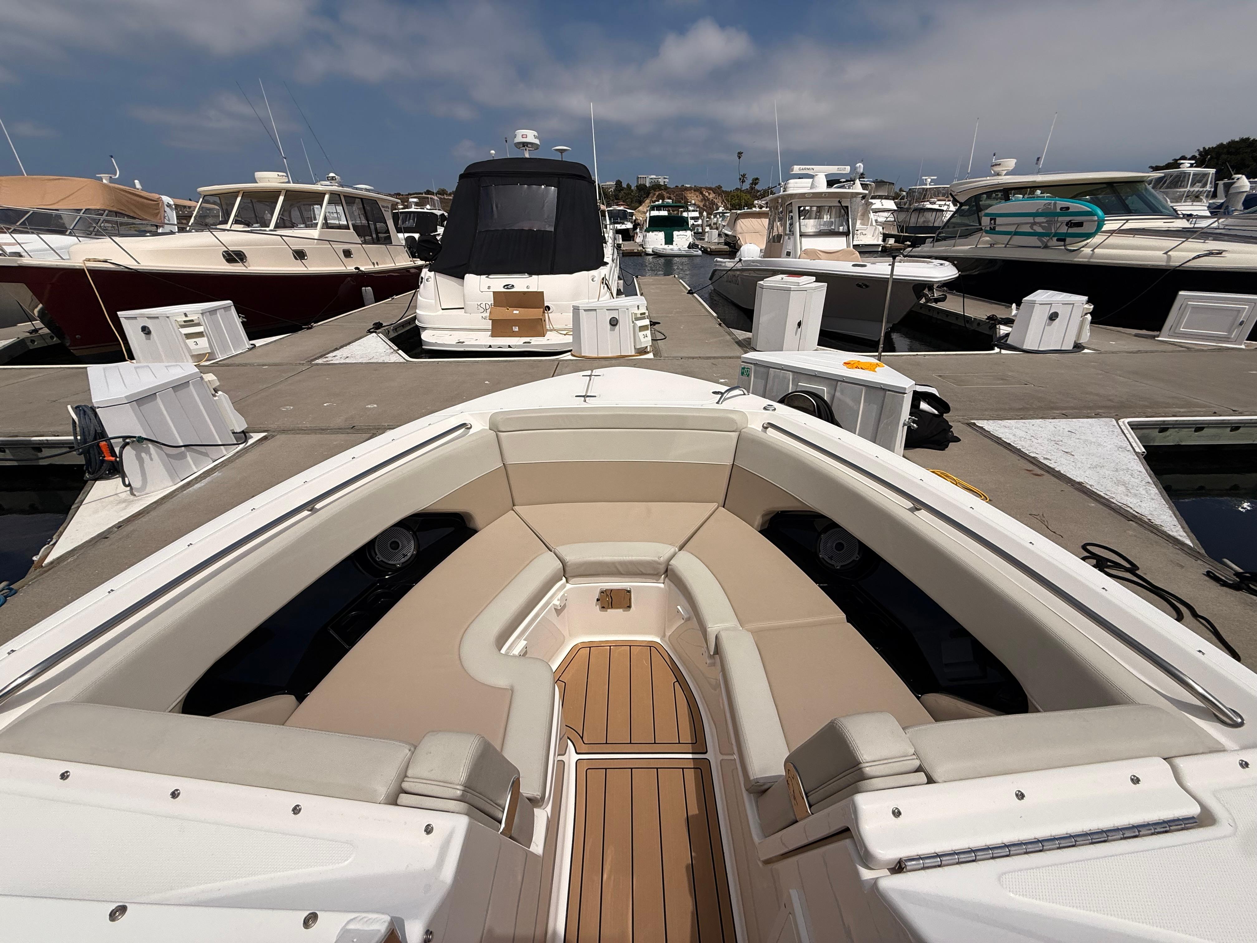 2023 Boston Whaler 280 Vantage #TBMB0173H inventory image at Sun Country Marine Group, Newport Beach 2023 Boston Whaler 280 Vantage #TBMB0173H inventory image at Sun Country Marine Group, Newport Beach
