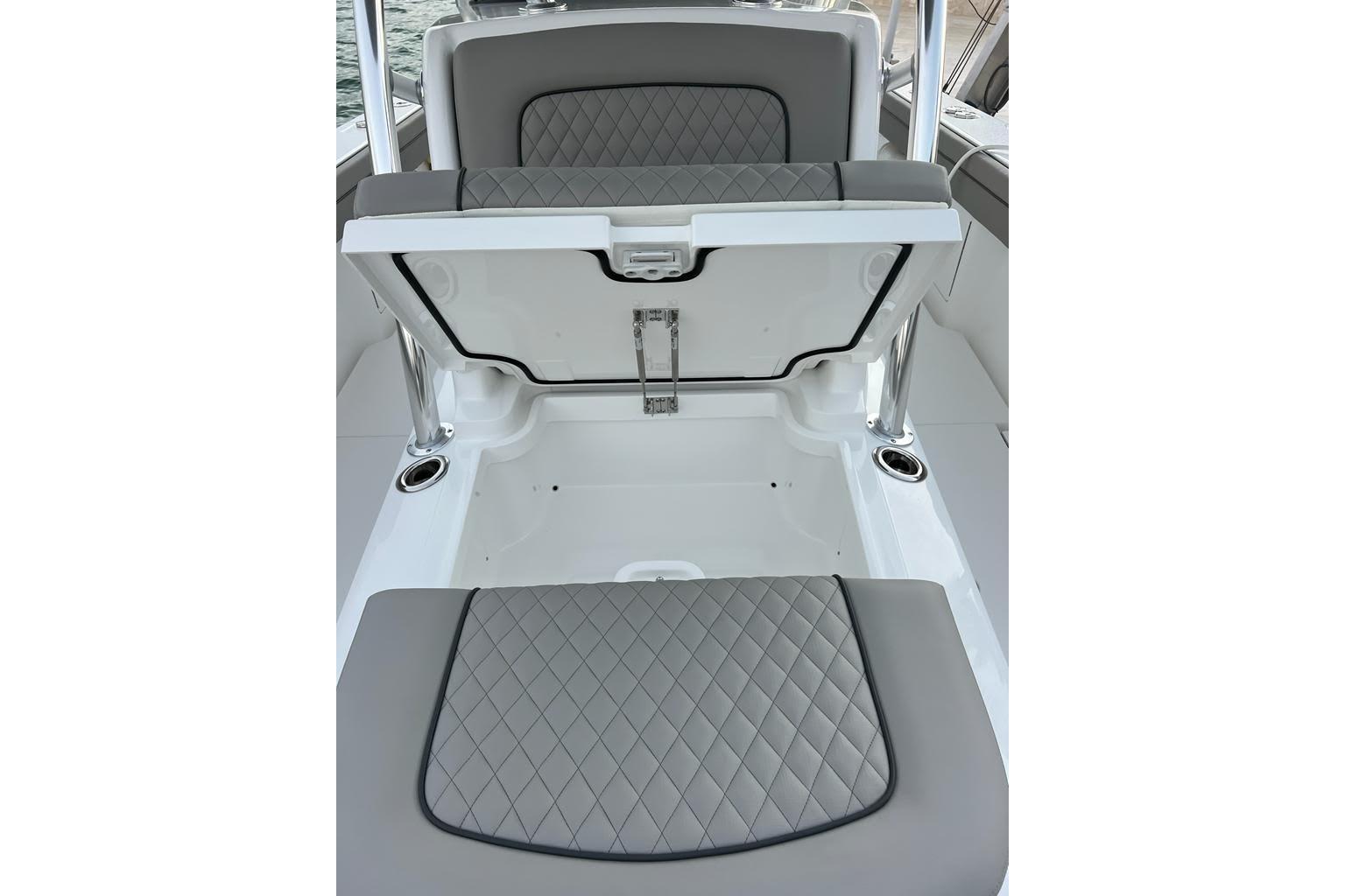 Boat image 11