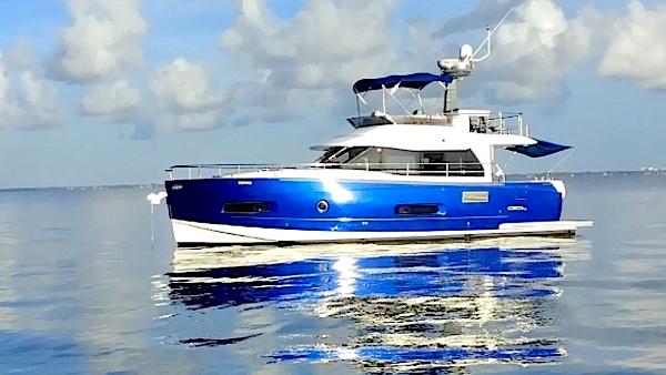 2014 Azimut Magellano 43