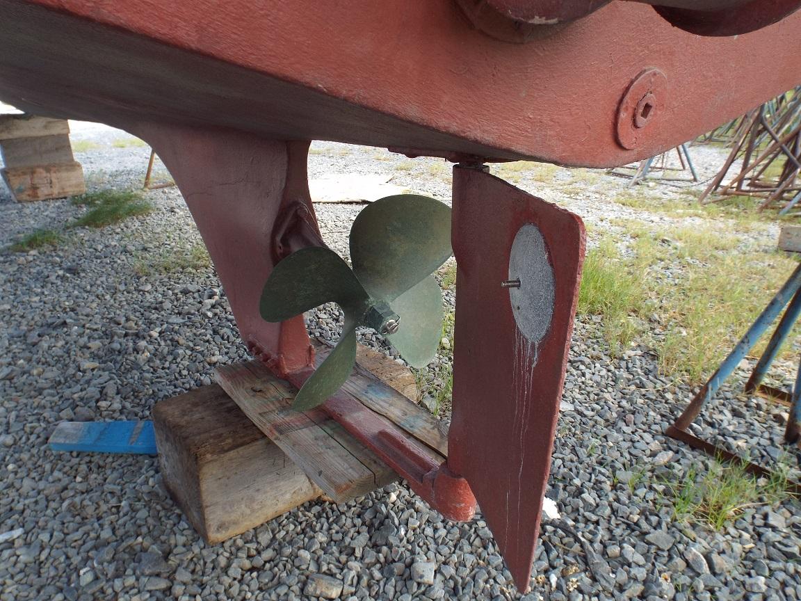 4 blade prop