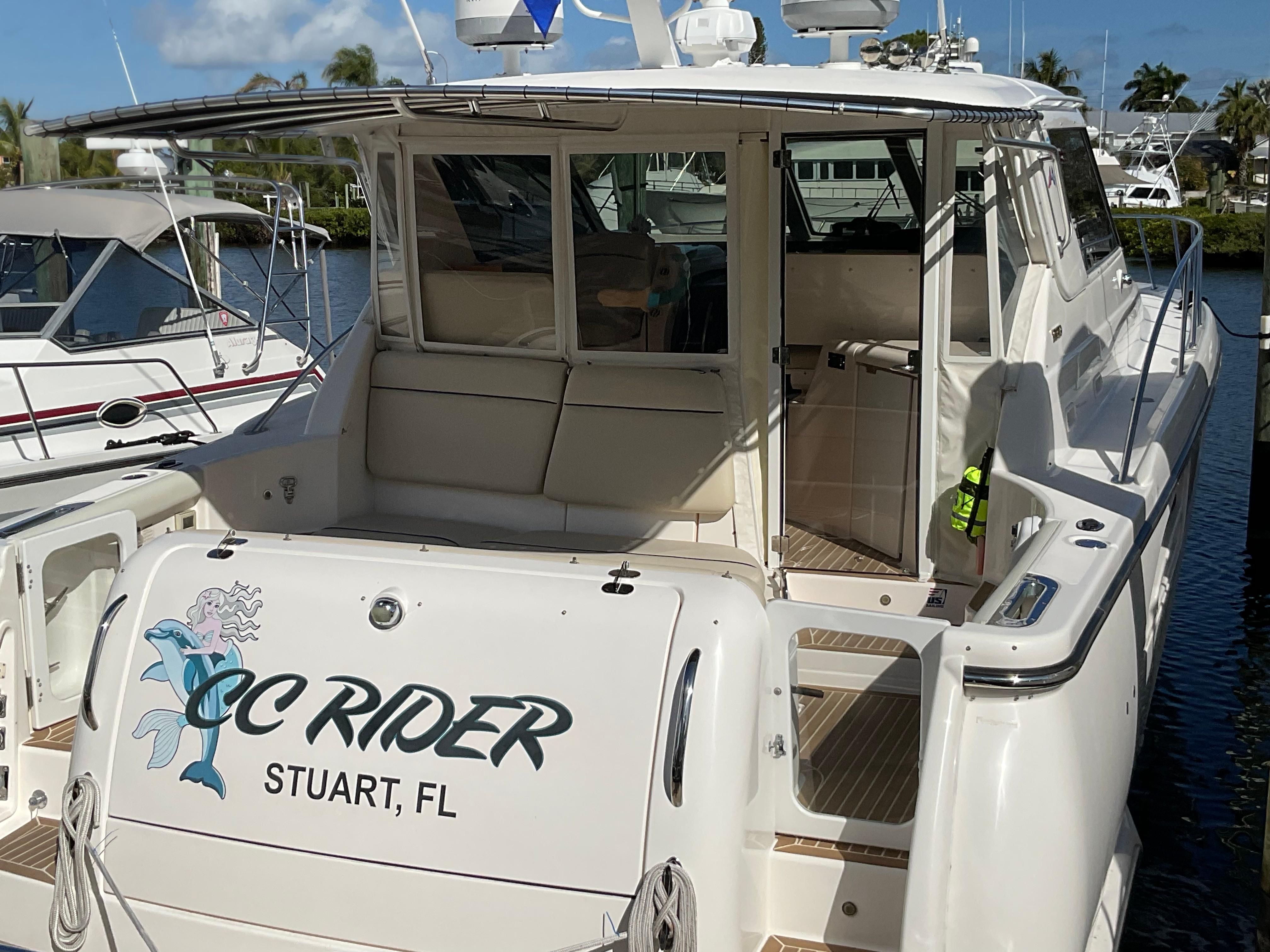 Tiara Yachts-4400 Sovran 2004-CC Rider FL-US-2004 Tiara Yachts 4400 Sovran docked, featuring CC Rider name, Stuart, FL.-9631623 | Thumbnail