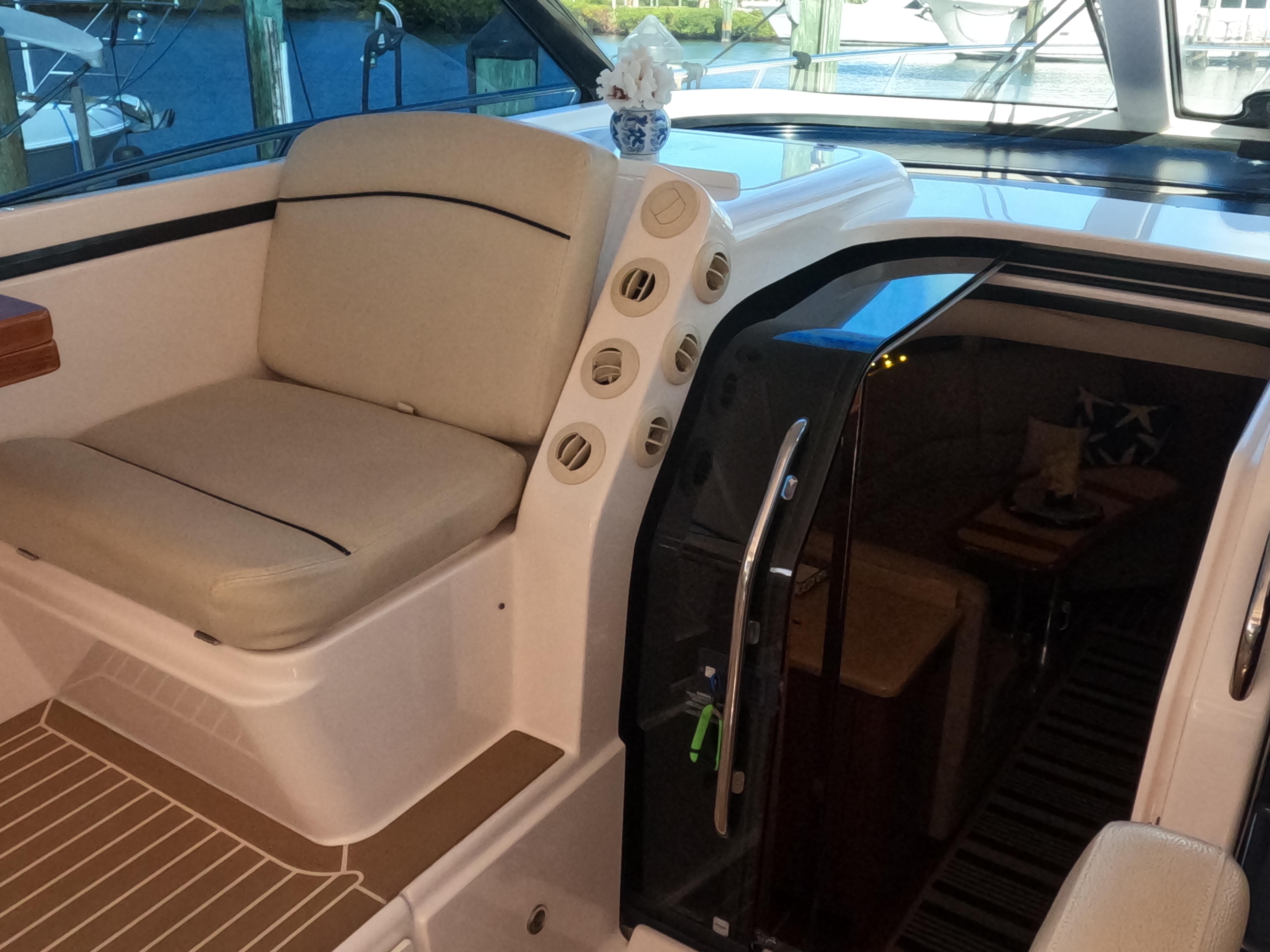 Tiara Yachts-4400 Sovran 2004-CC Rider FL-US-9631623 | Thumbnail