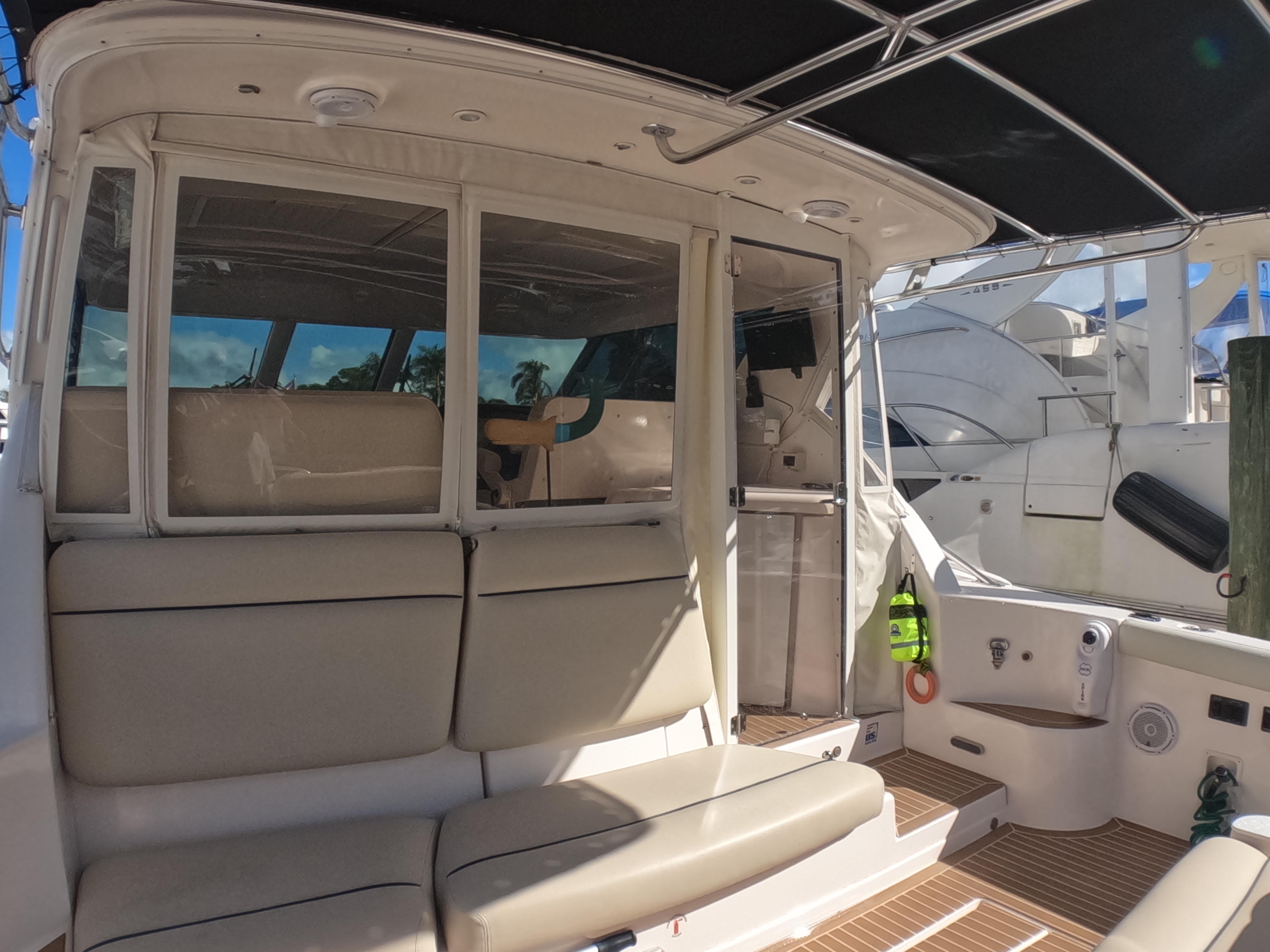 Tiara Yachts-4400 Sovran 2004-CC Rider FL-US-9631623 | Thumbnail