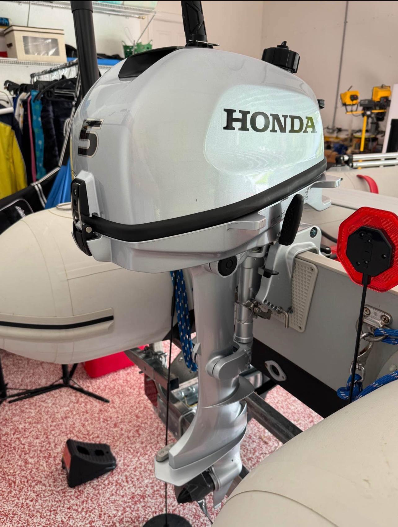 Tiara Yachts-4400 Sovran 2004-CC Rider FL-US-2023 10 True Kit Navigator 3.0 Catamaran Dinghy $7,000.-9631623 | Thumbnail