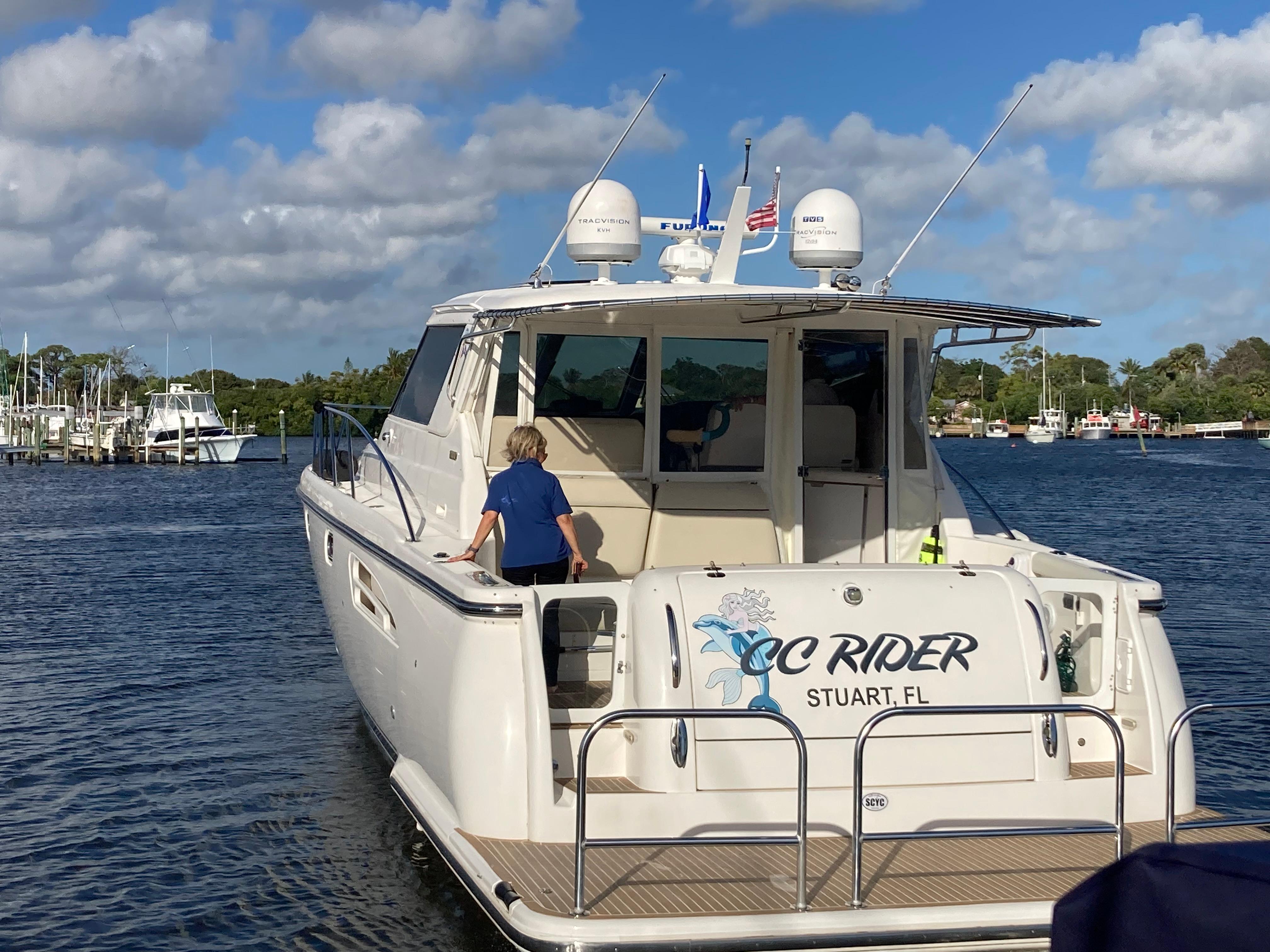 Tiara Yachts-4400 Sovran 2004-CC Rider FL-US-9631623 | Thumbnail