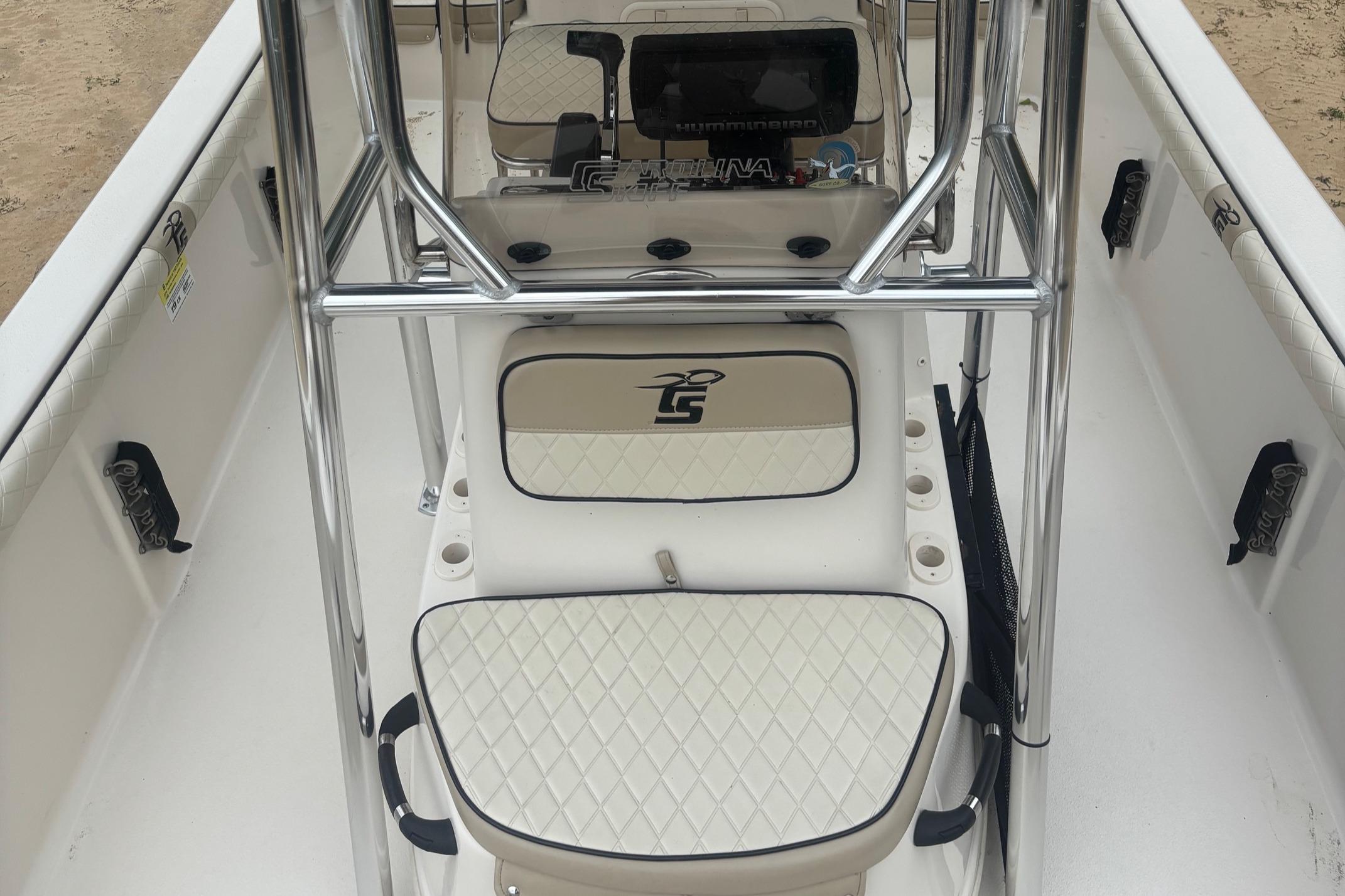 2021 Carolina Skiff 19 LS - Image 9