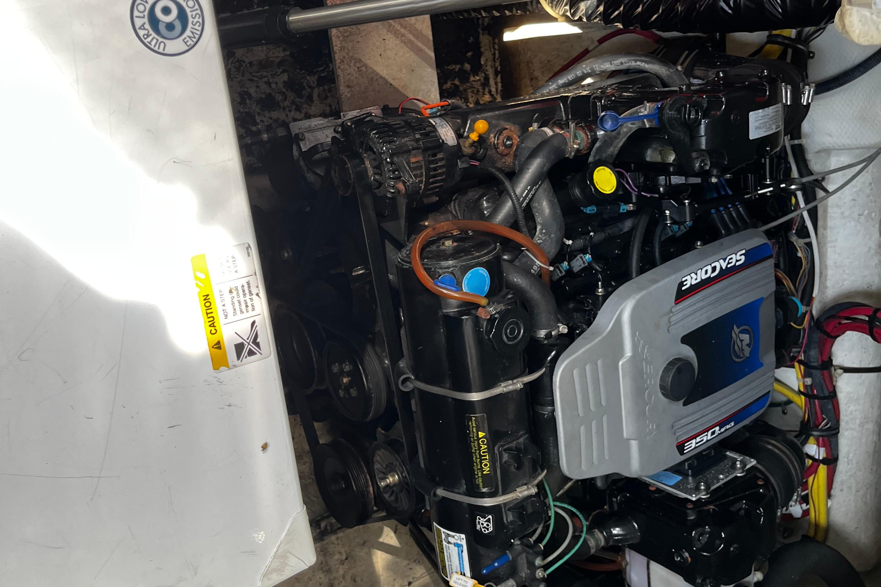 2008 Bayliner 320 #TBST70SLC inventory image at Sun Country Yachts, South Lake Union (Seattle)