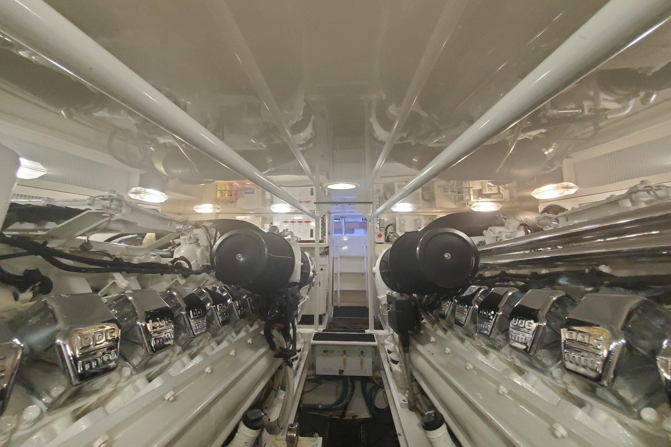 Viking 65 Tricia III - Engine room
