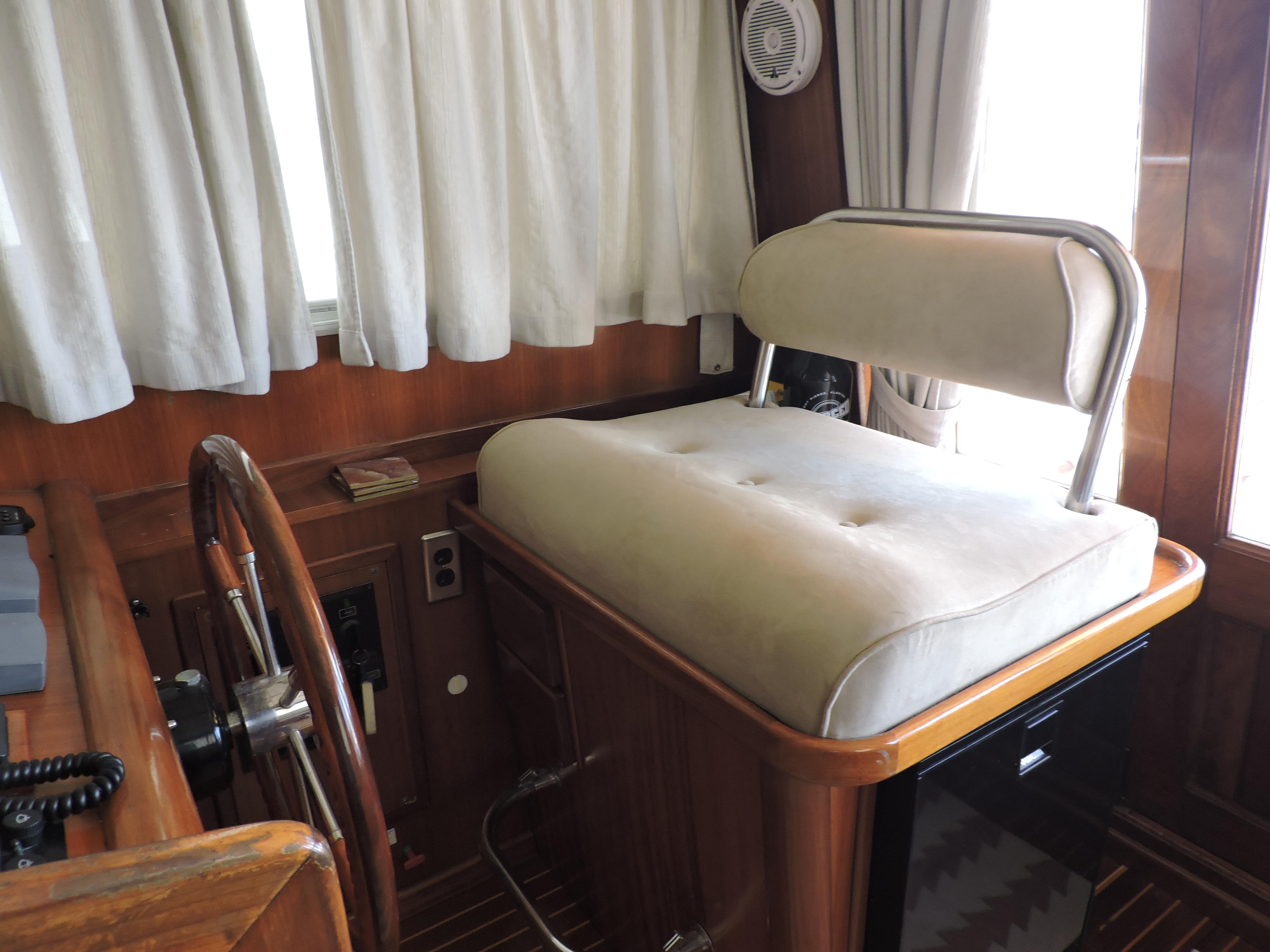 Pilothouse Helm Seat