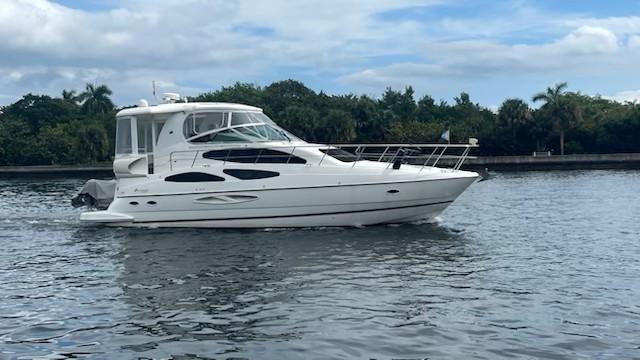 2004-cruisers-yachts-455-express-motoryacht-power-9371653-20250221091247631-1_XLARGE