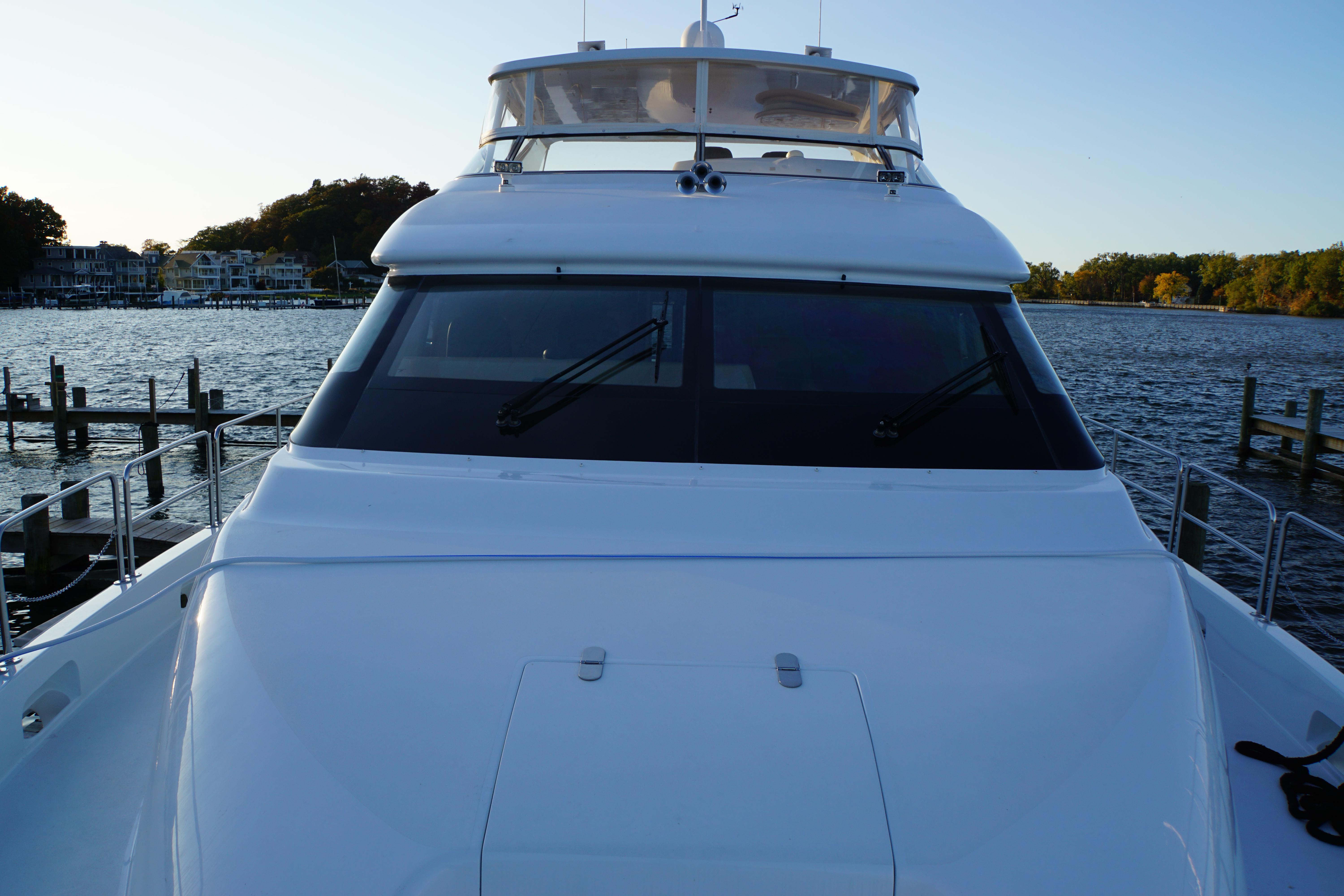 80 Hatteras 80 Motoryacht 2004 "BRIGHT STAR" HMY Yachts