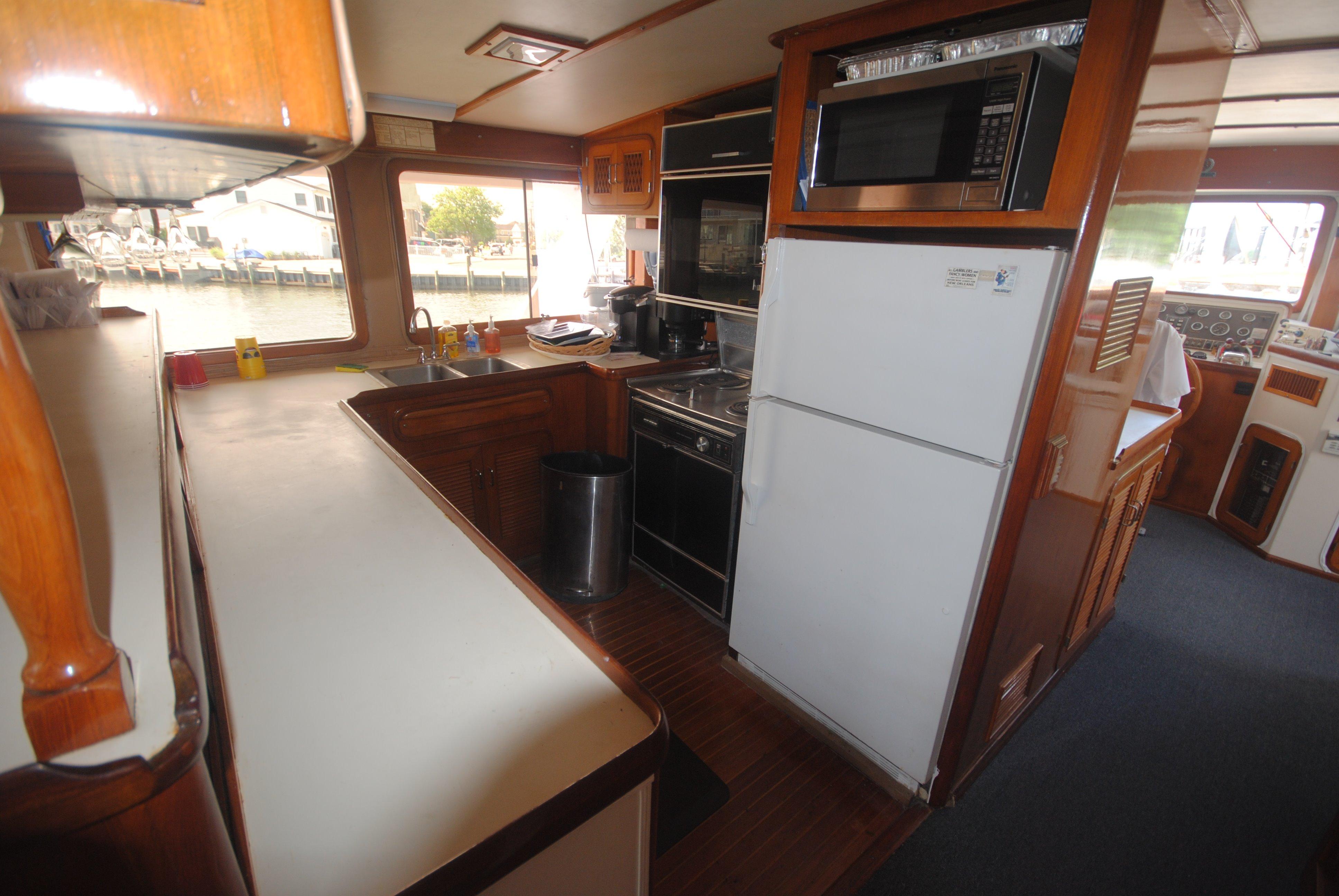 Marine Trader-62 Med Yacht 1987-MAJESTIC NJ-US-Galley-8493522 | Thumbnail