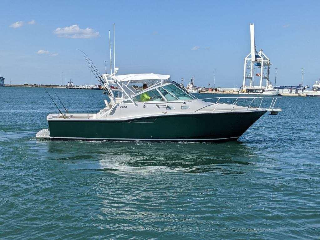 Cabo 35 Express-Profile