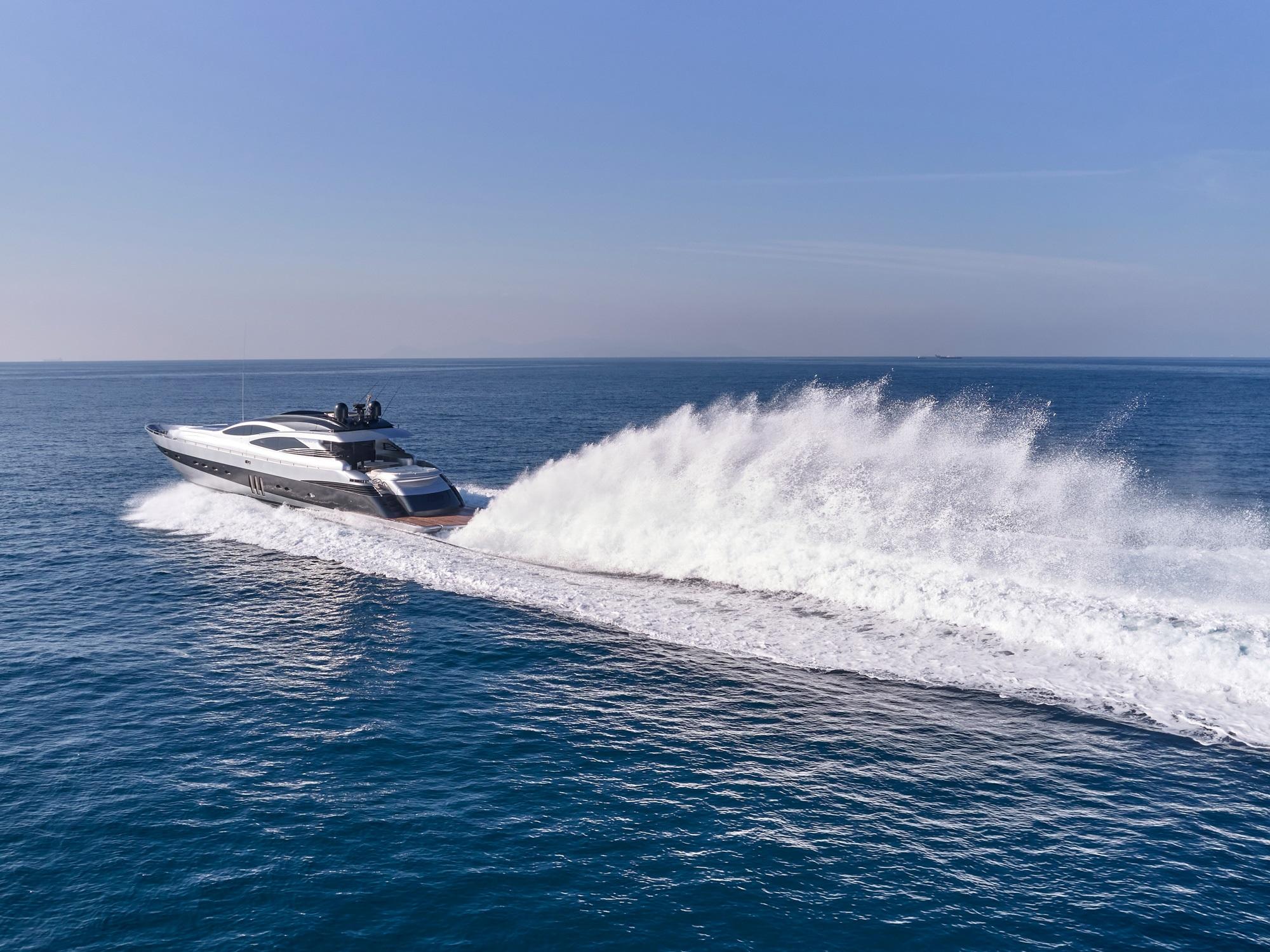 2006 Pershing 90