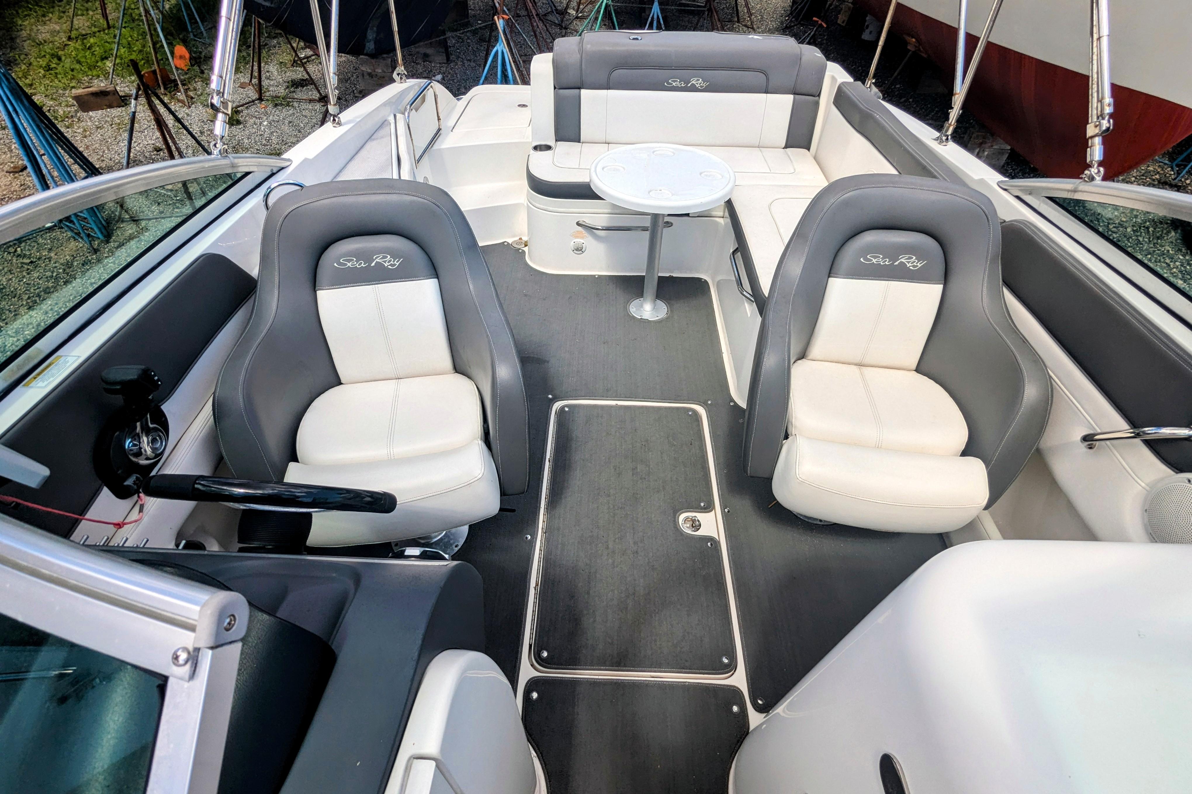 2011 Sea Ray 260 Sundeck-7