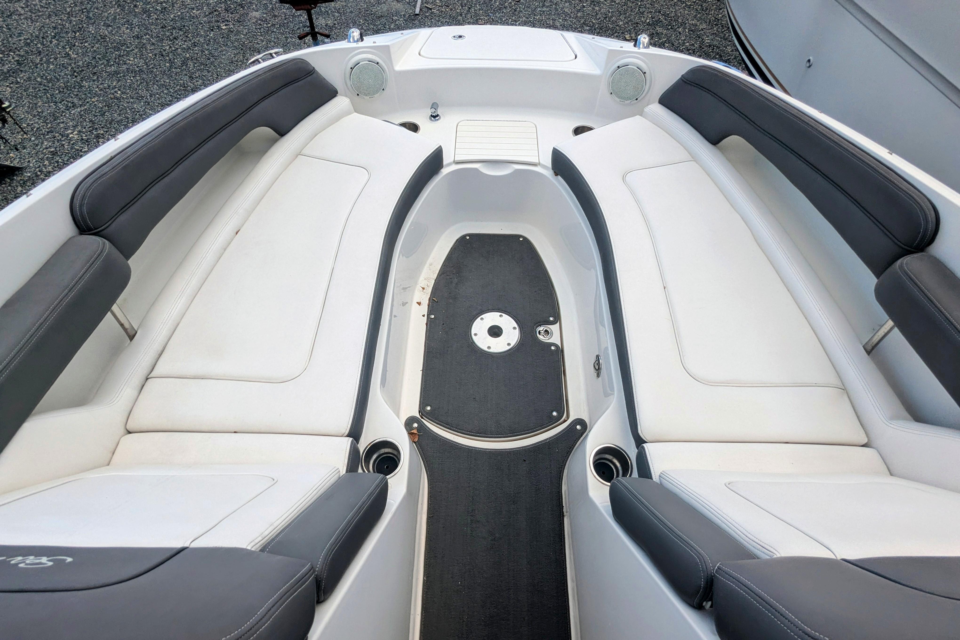 2011 Sea Ray 260 Sundeck-9