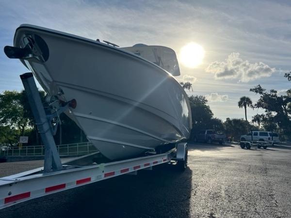 32' Boston Whaler, Listing Number 100915844, - Photo No. 13
