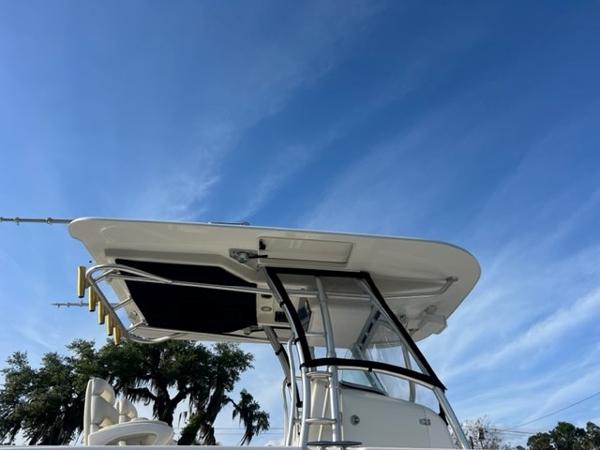 32' Boston Whaler, Listing Number 100915844, Image No. 19