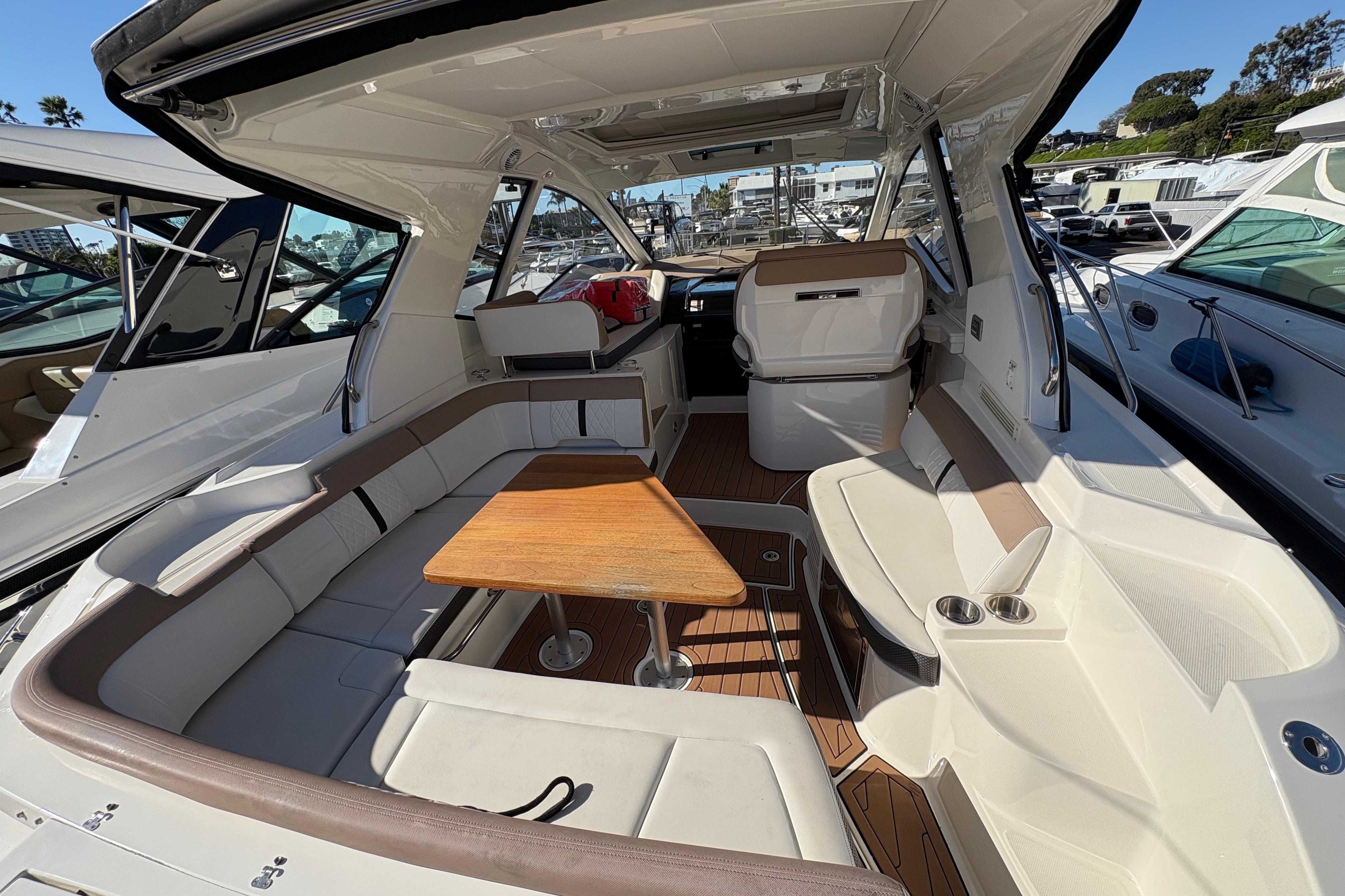 2018 Sea Ray Sundancer 350 Coupe #TDH1465A inventory image at Sun Country Marine Group, Newport Beach