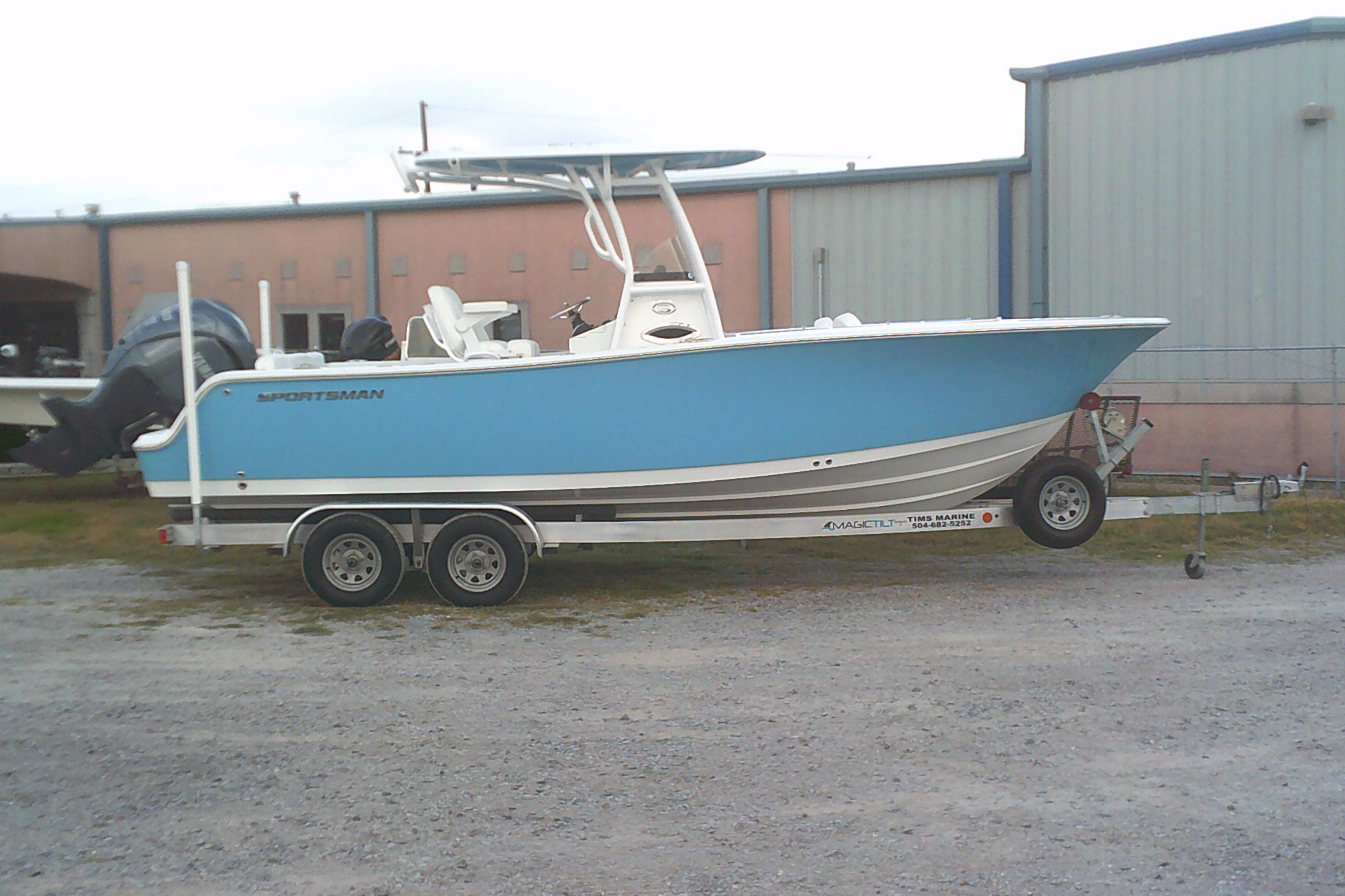 2023 Sportsman Heritage 241 Center Console