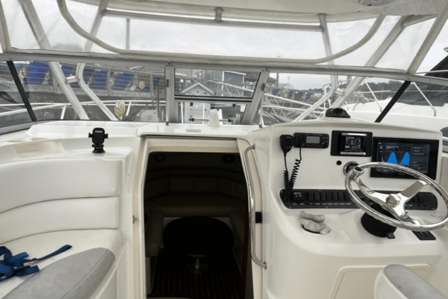 2006-boston-whaler-305-conquest-power-9461670-976391119-0-080420250734-3