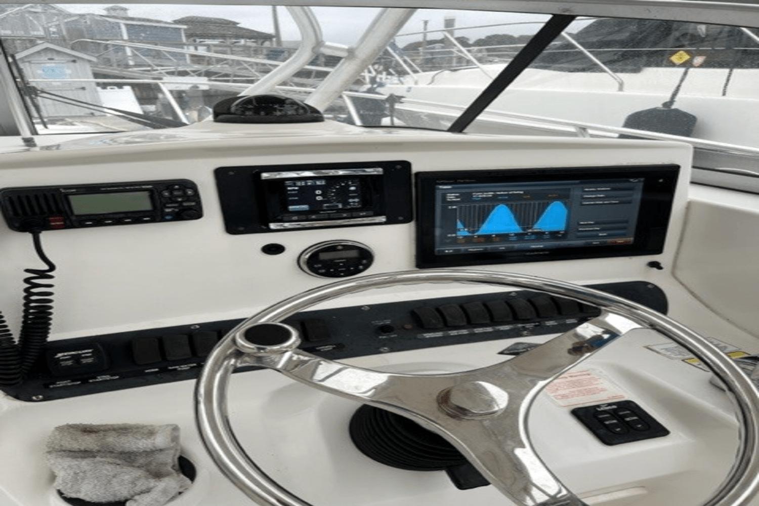 2006-boston-whaler-305-conquest-power-9461670-977360185-0-250420251128-53