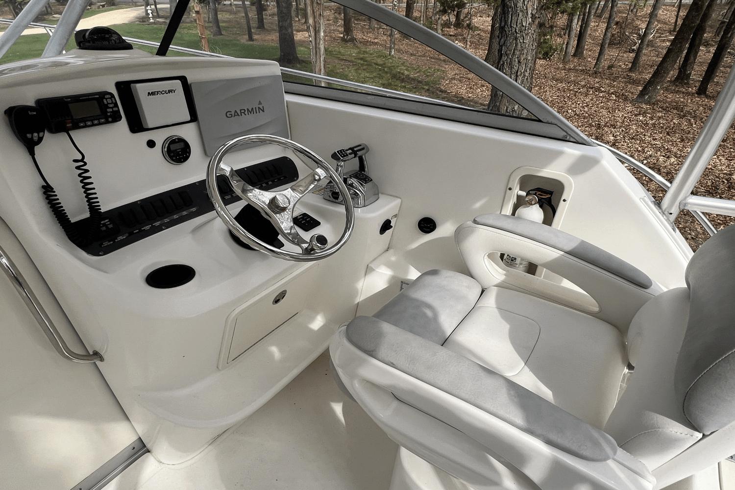 2006-boston-whaler-305-conquest-power-9461670-977360205-0-250420251127-9
