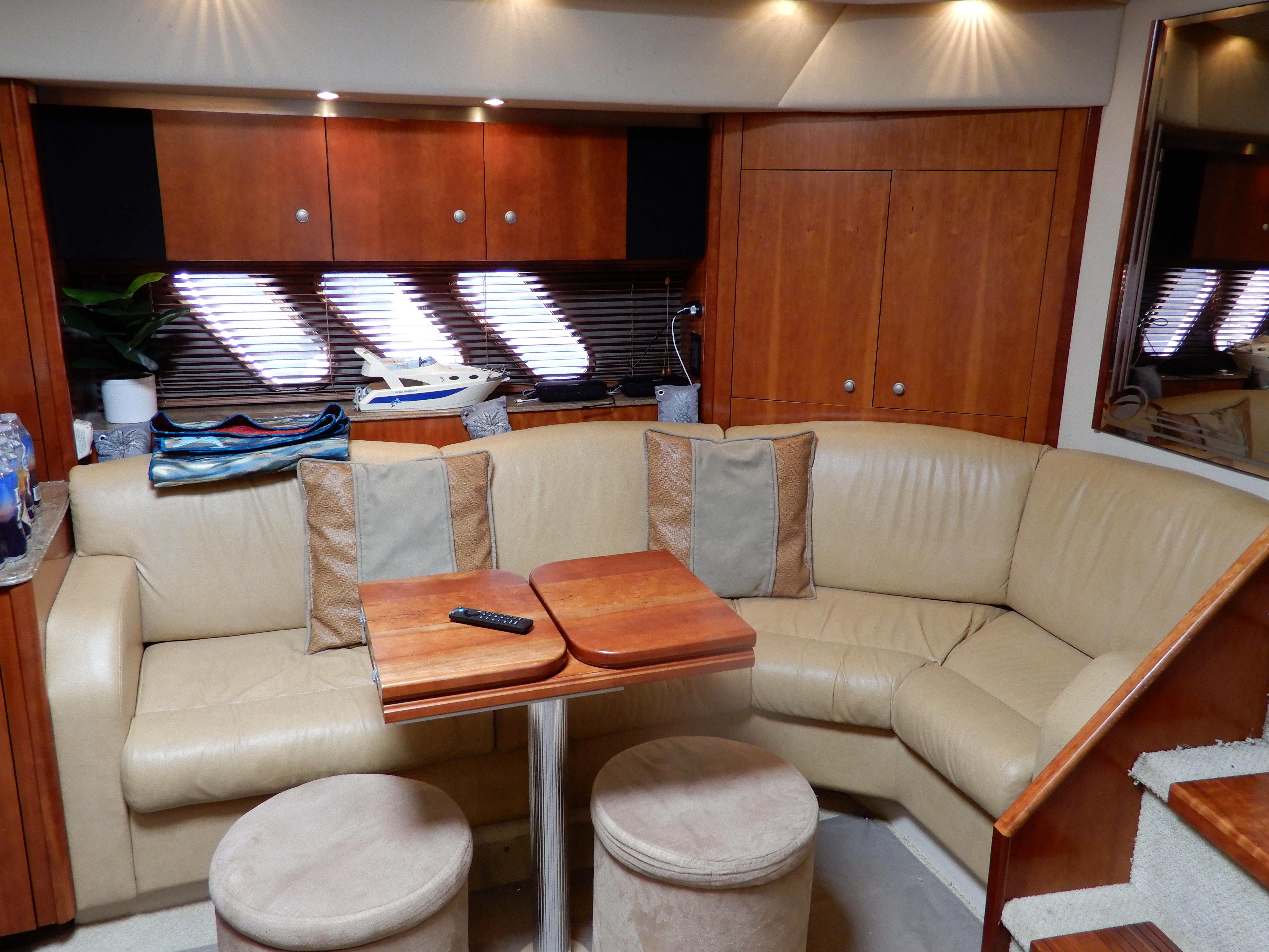 2008-cruisers-yachts-460-express-power-9881674-20250723114312687-1