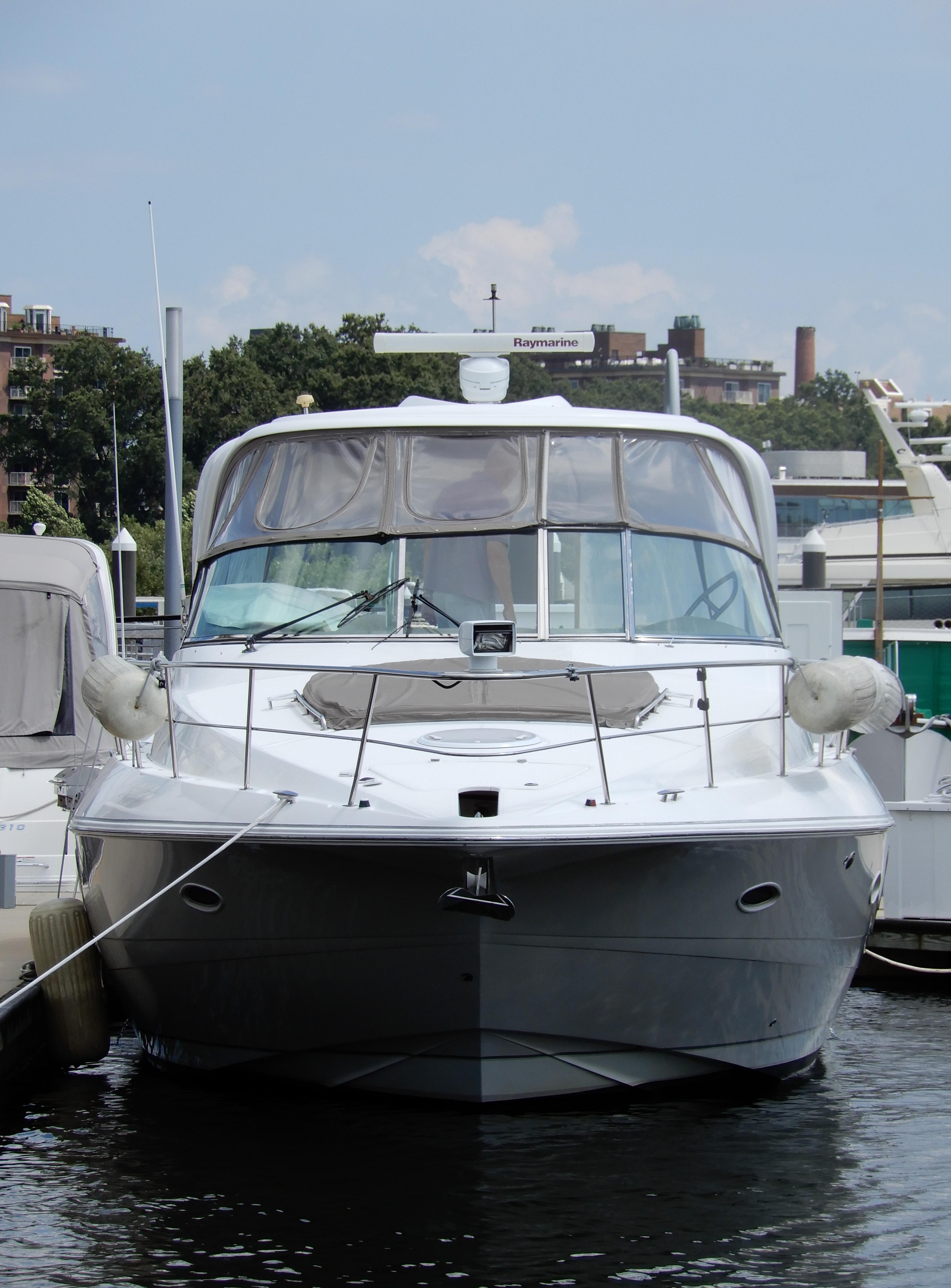 2008-cruisers-yachts-460-express-power-9881674-20250723114411653-1