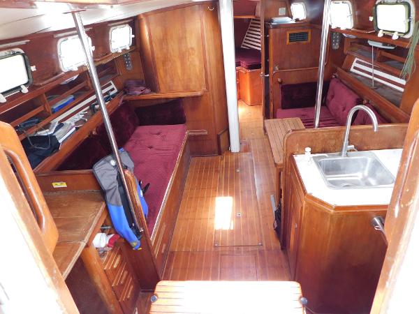 35' Endeavour, Listing Number 100899975, - Photo No. 4