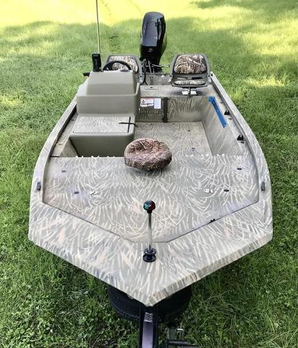 2017 Avalon boat for sale, model of the boat is GRIZZLY® 1648 MVX SC & Image # 4 of 13