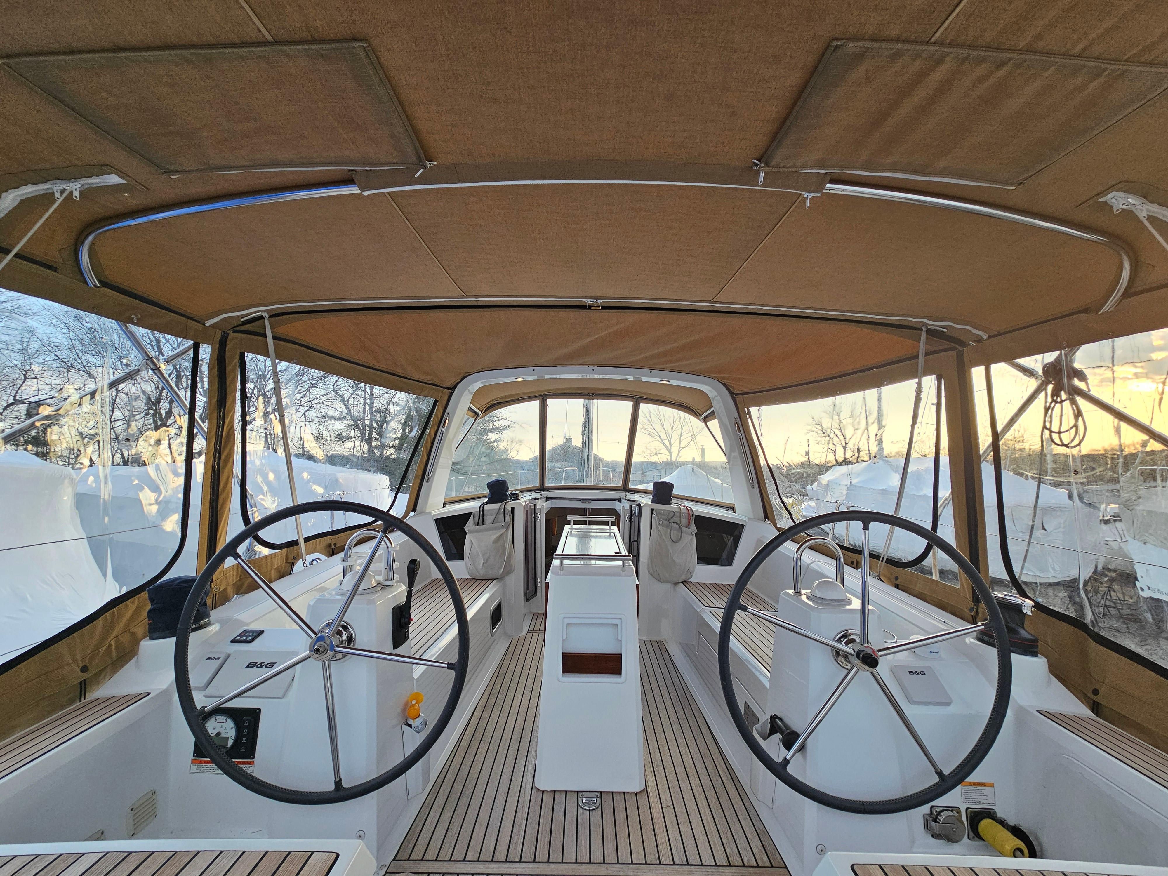 Yacht Photos Pics
