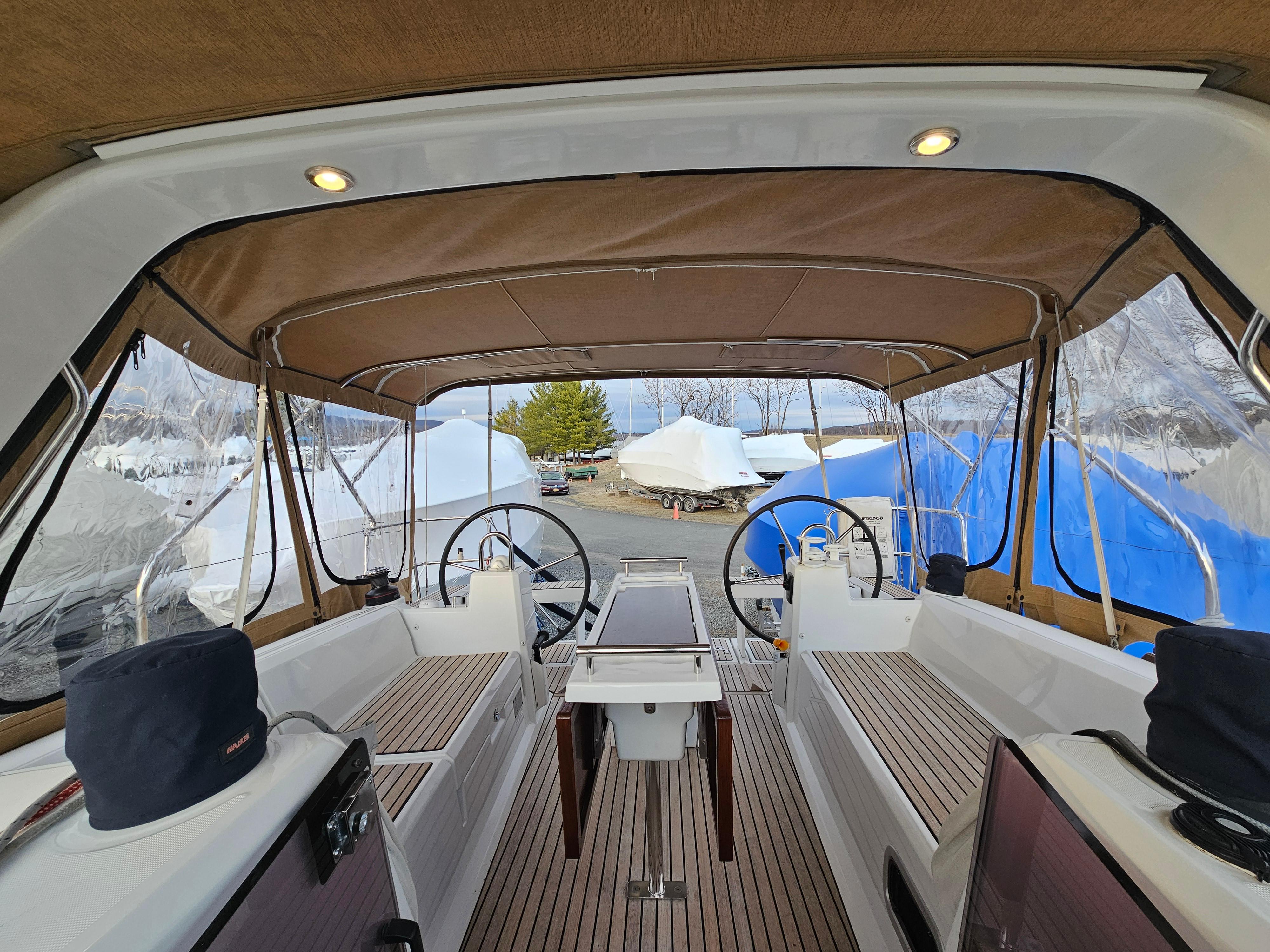 Yacht Photos Pics