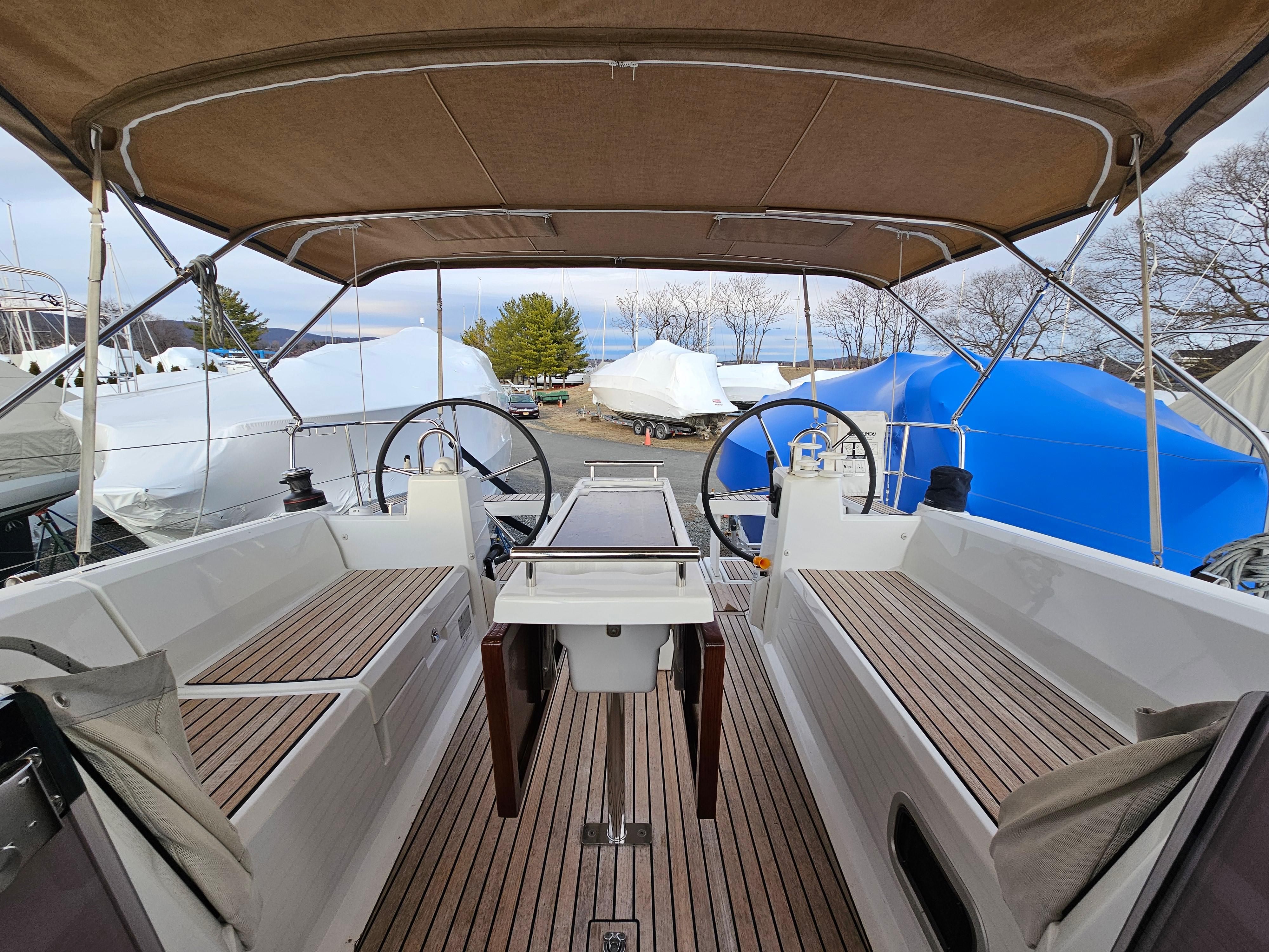 Yacht Photos Pics