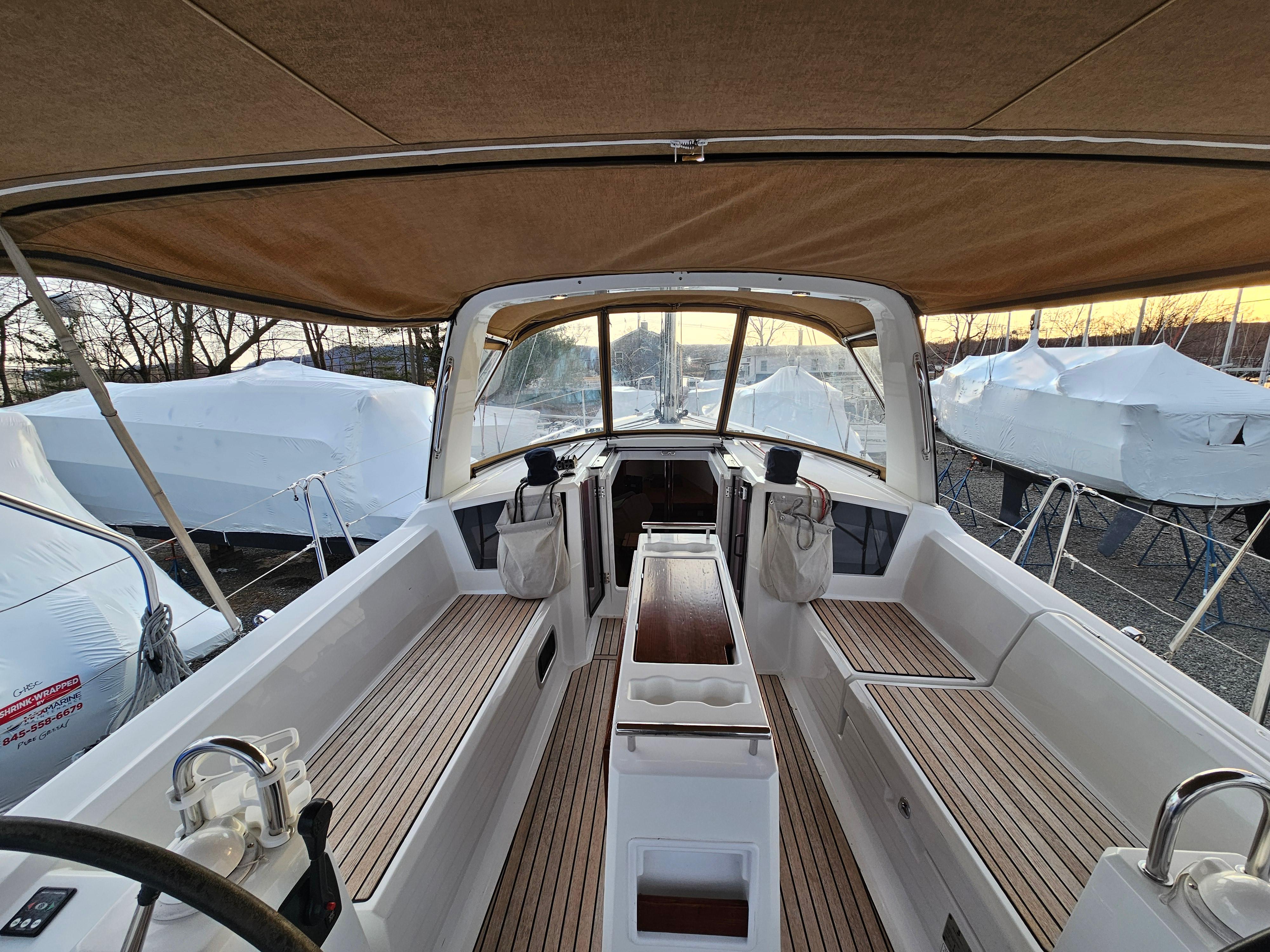 Yacht Photos Pics