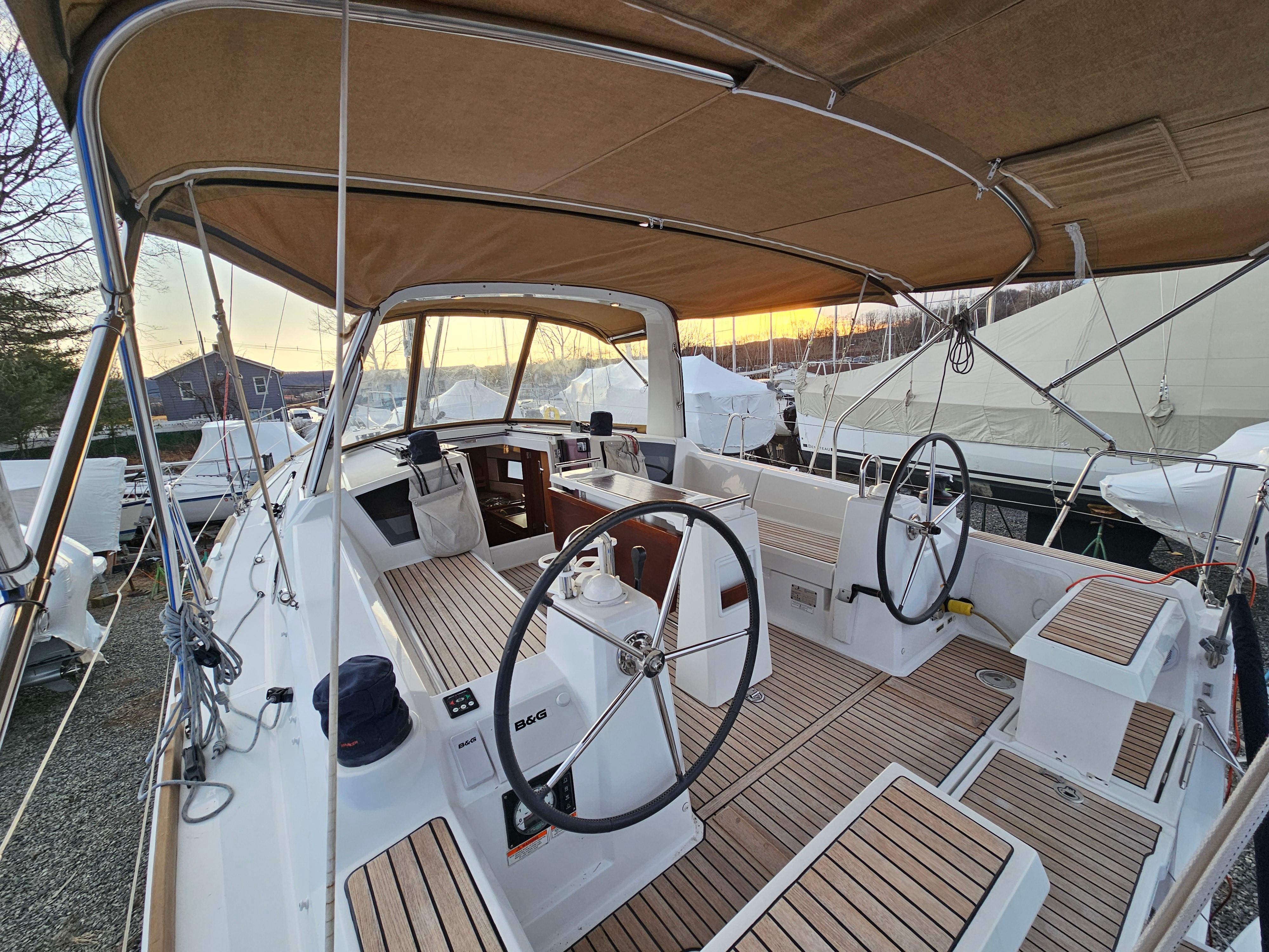 Yacht Photos Pics
