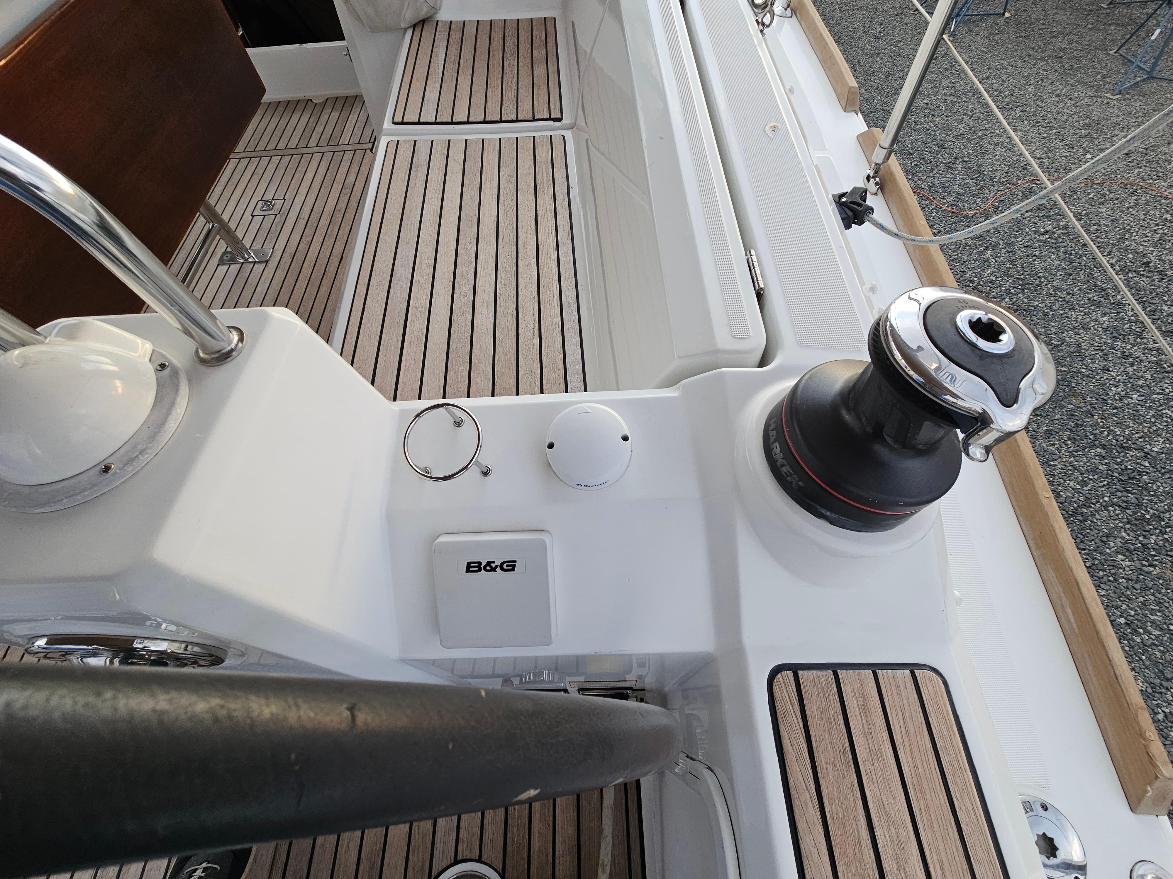 Yacht Photos Pics