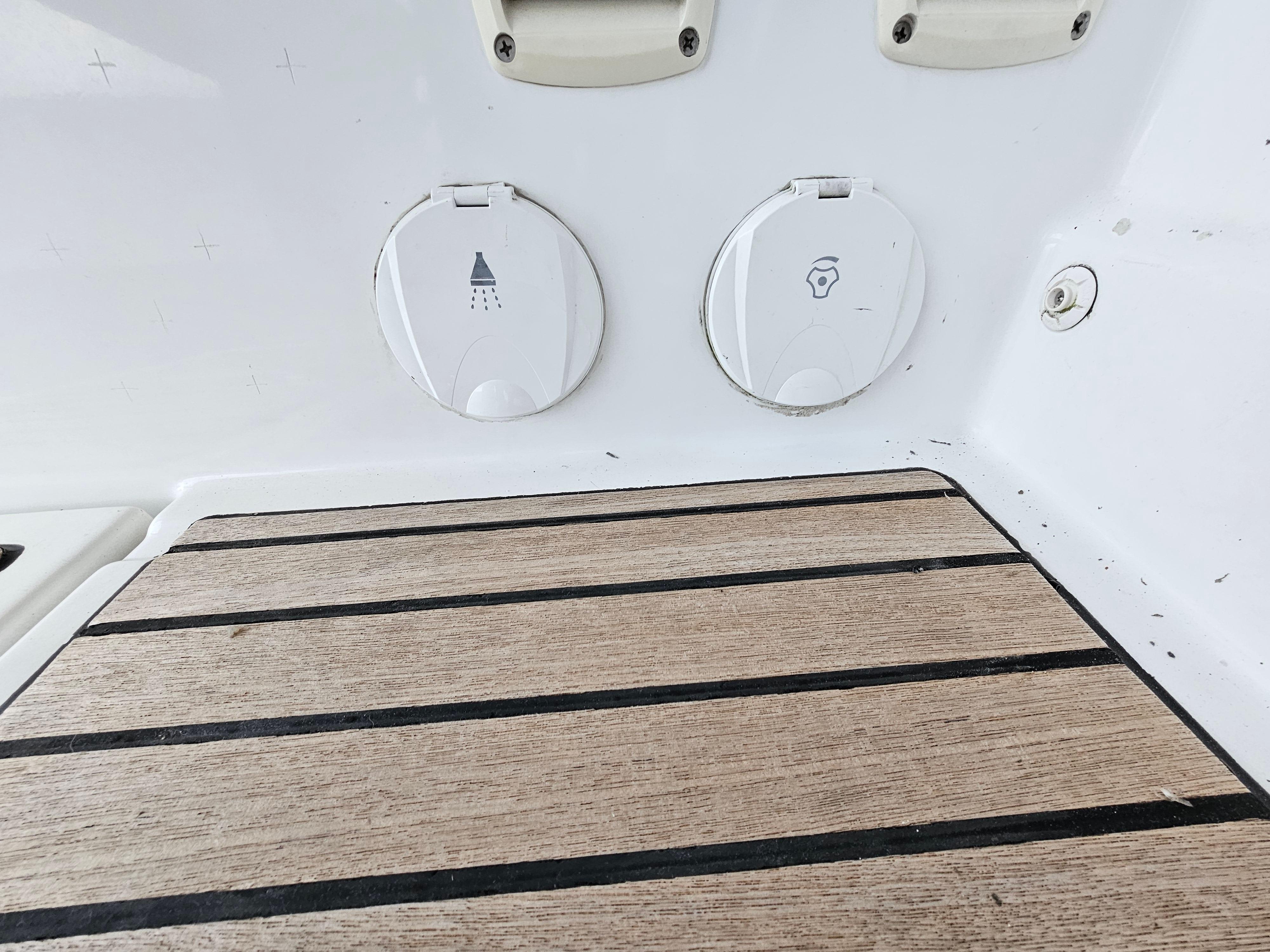 Yacht Photos Pics