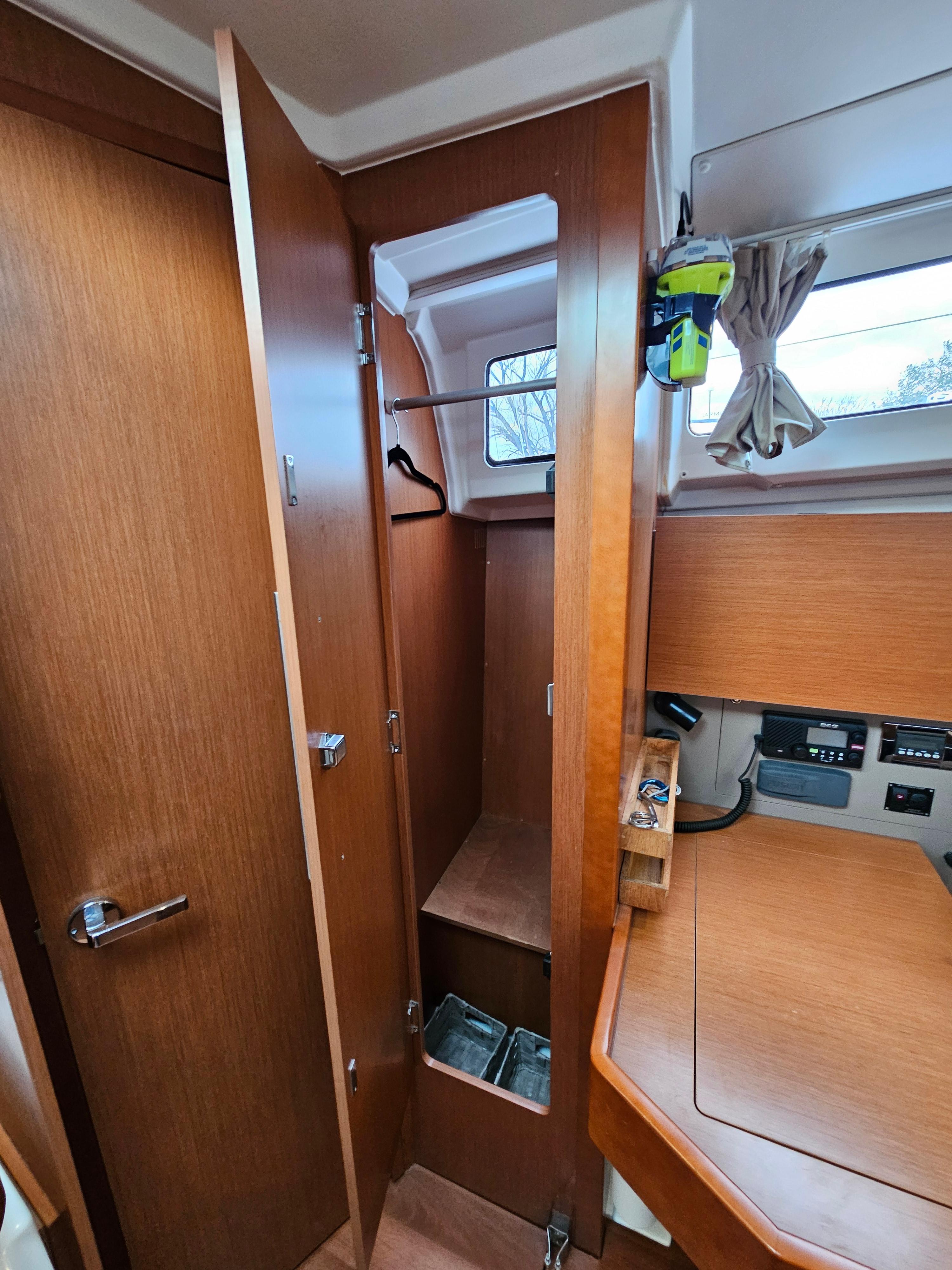Yacht Photos Pics