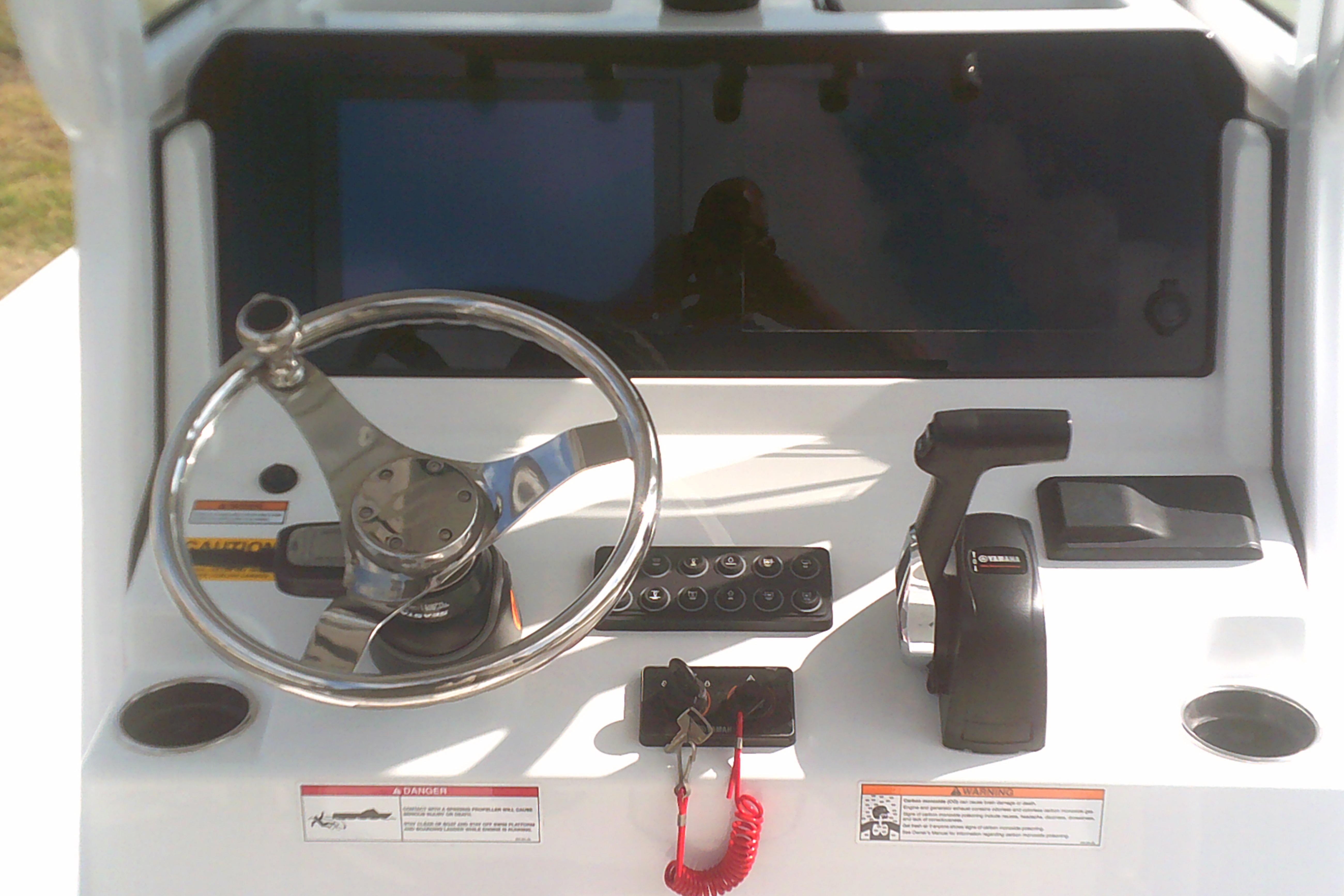 2025 Sportsman Masters 227 Bay Boat-14