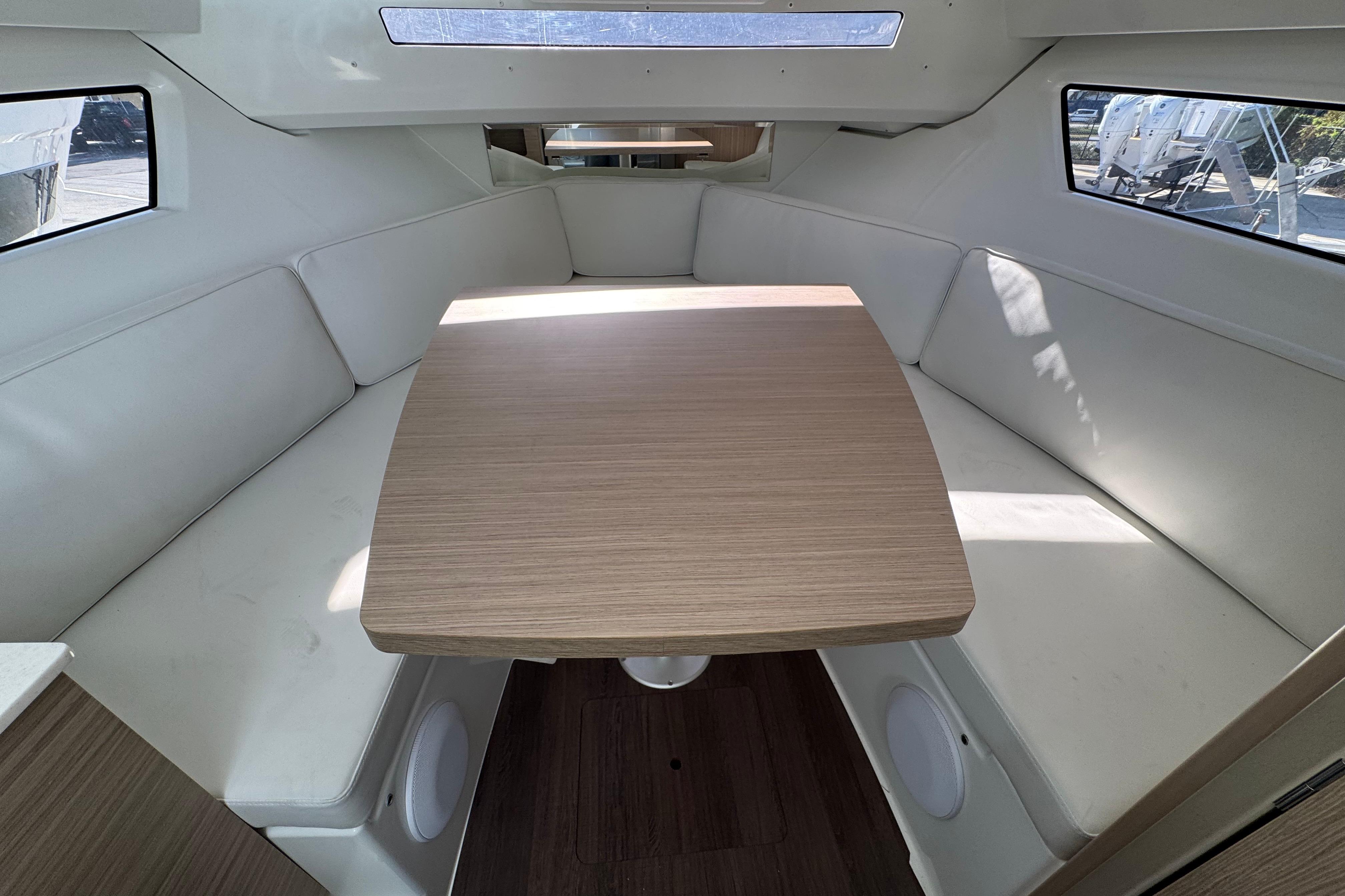 2026 Jeanneau Leader 9.0 WA Series 2-9