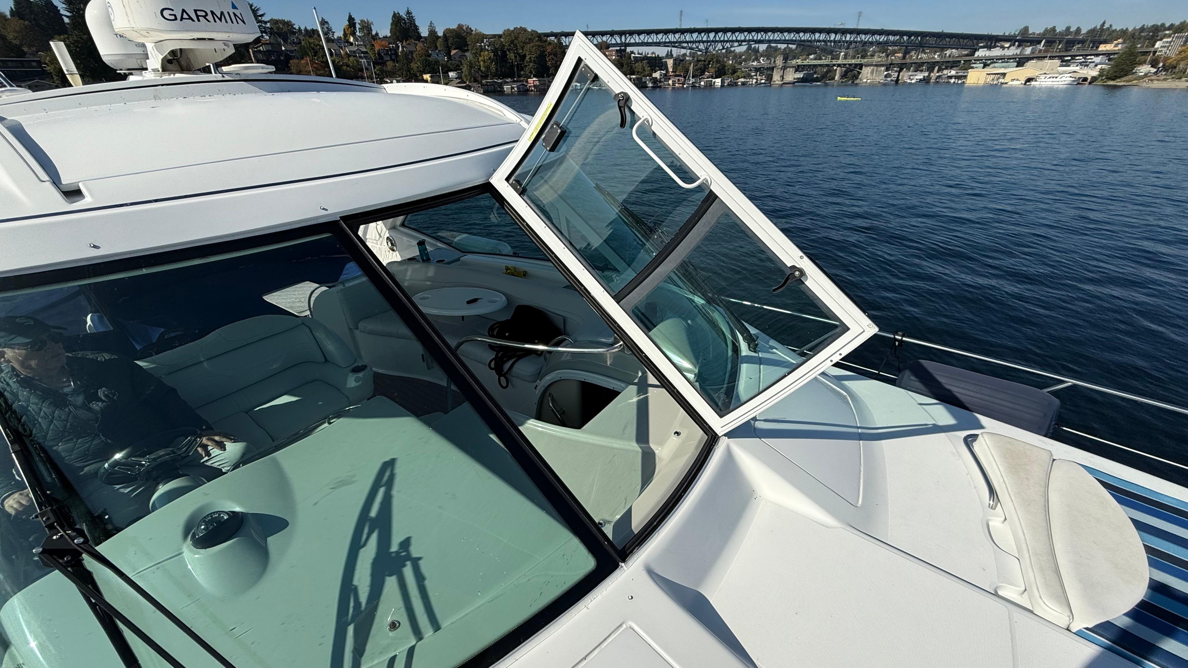 2010 Formula 45 Yacht #TBTW7772C inventory image at Sun Country Yachts, South Lake Union (Seattle) 2010 Formula 45 Yacht #TBTW7772C inventory image at Sun Country Yachts, South Lake Union (Seattle)