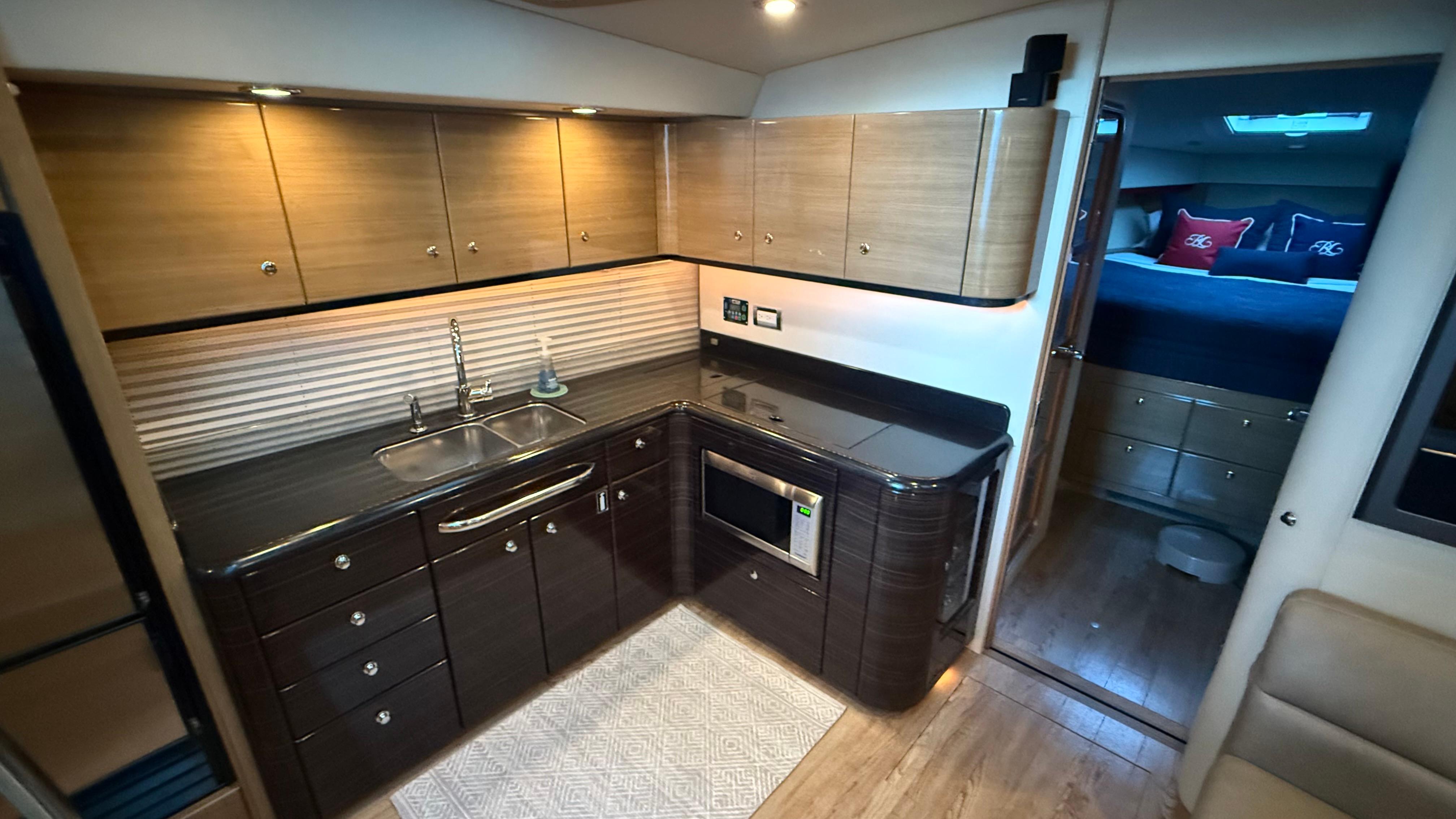 2010 Formula 45 Yacht #TBTW7772C inventory image at Sun Country Yachts, South Lake Union (Seattle) 2010 Formula 45 Yacht #TBTW7772C inventory image at Sun Country Yachts, South Lake Union (Seattle)