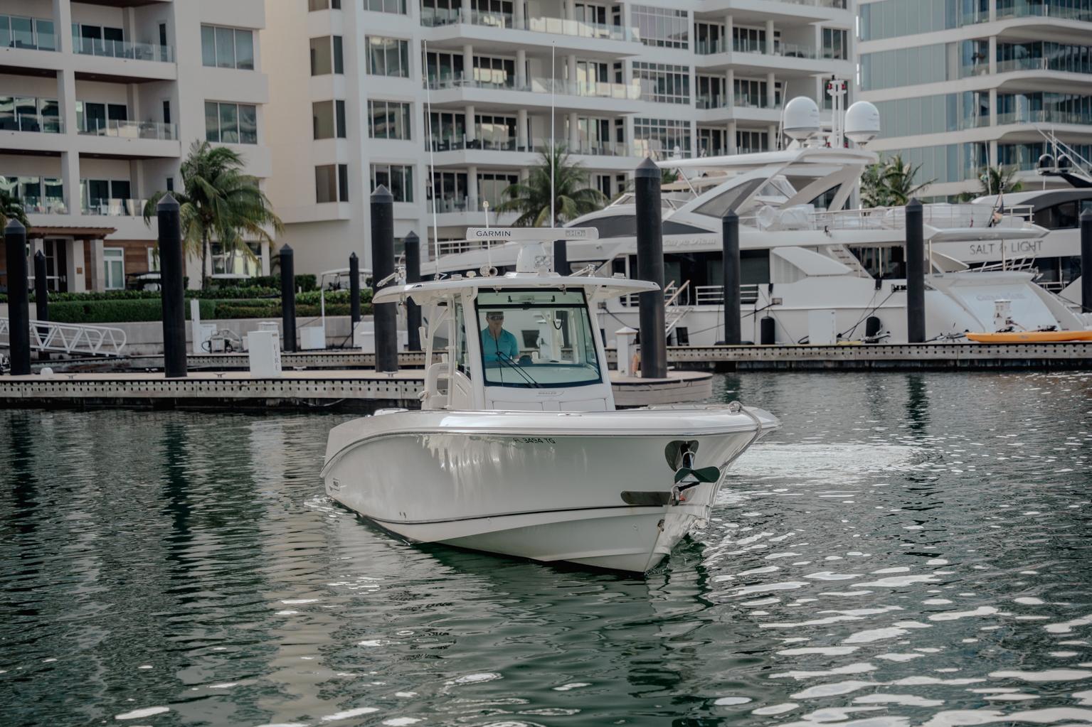 2014-boston-whaler-350-outrage-power-9871694-20250714114202611-1