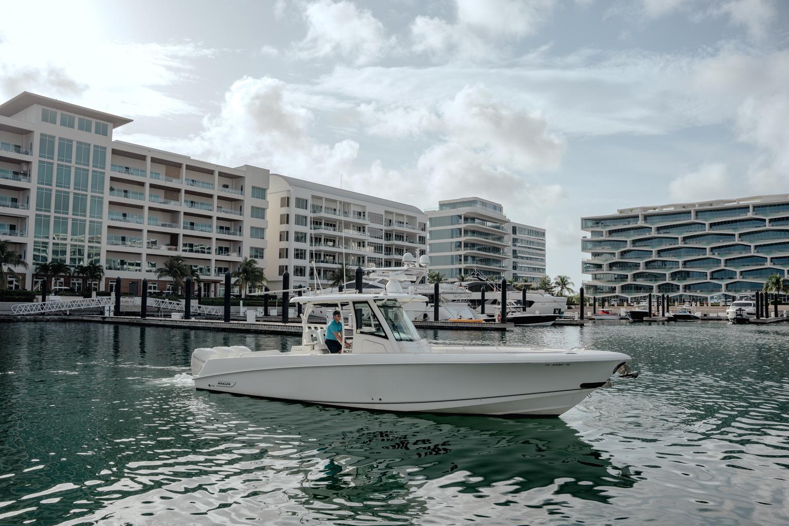 2014-boston-whaler-350-outrage-power-9871694-20250714114205757-1