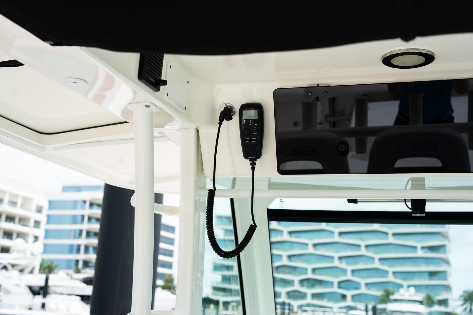 2014-boston-whaler-350-outrage-power-9871694-20250714114228292-1