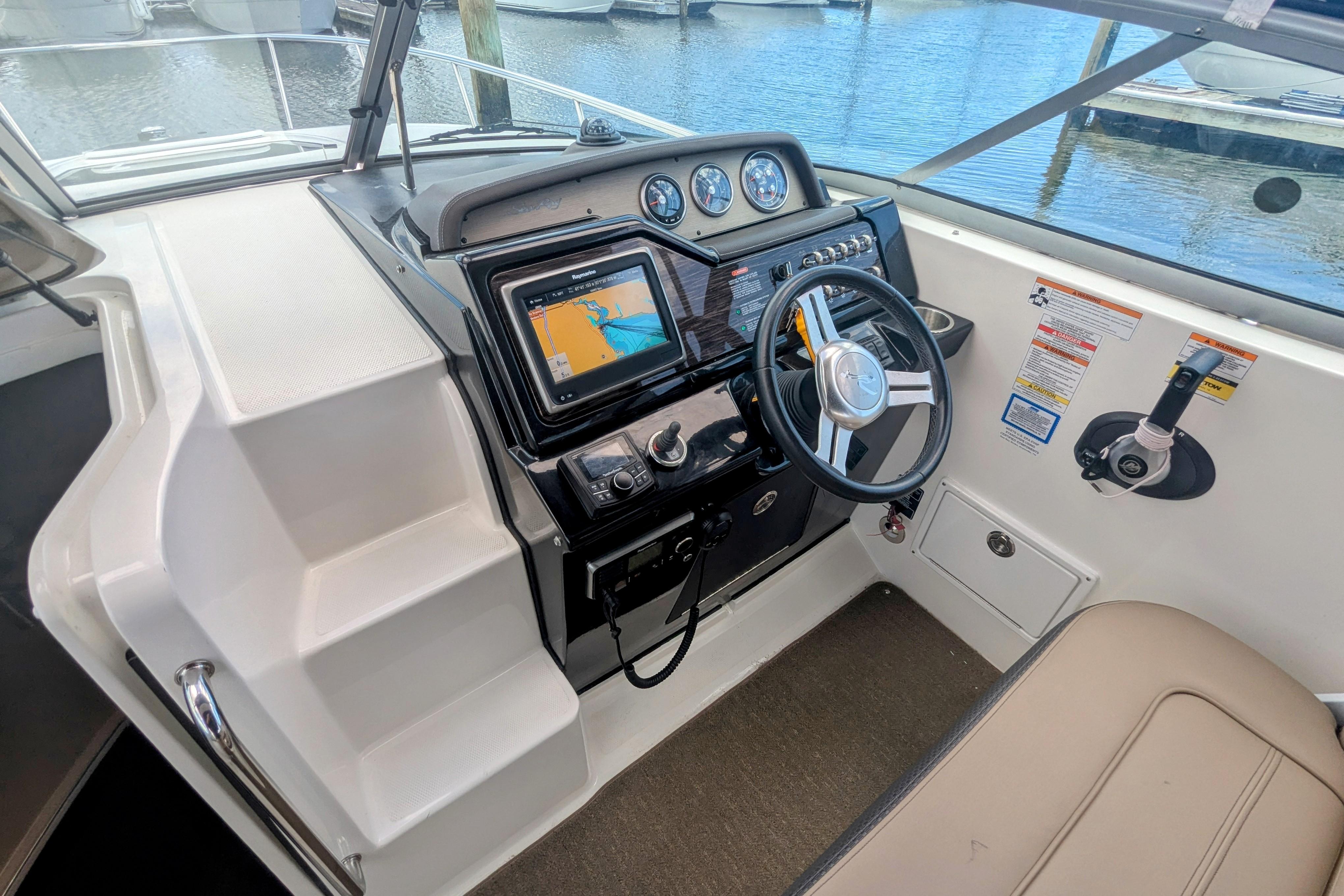 2017 Sea Ray Sundancer 280-12