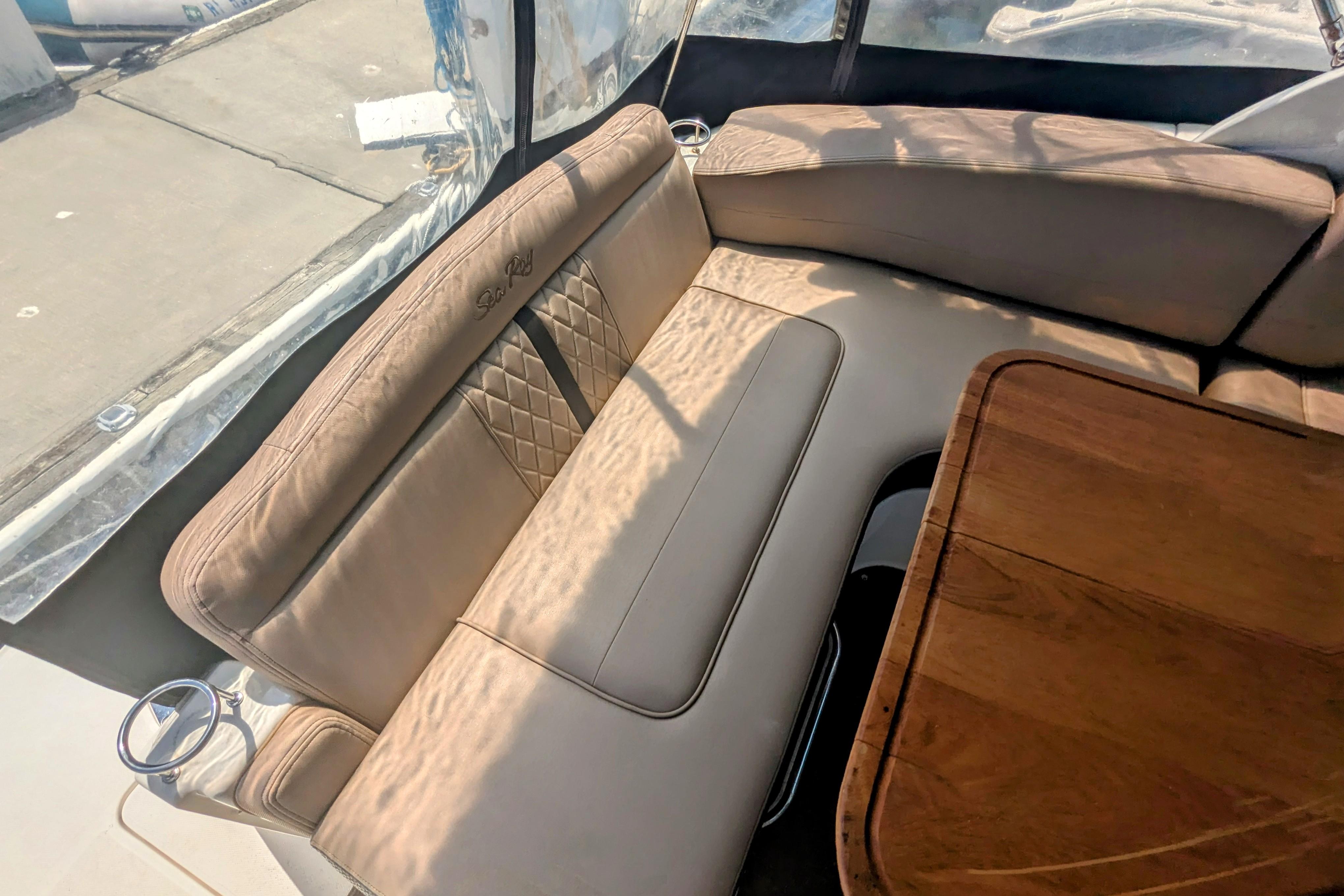 2017 Sea Ray Sundancer 280-18